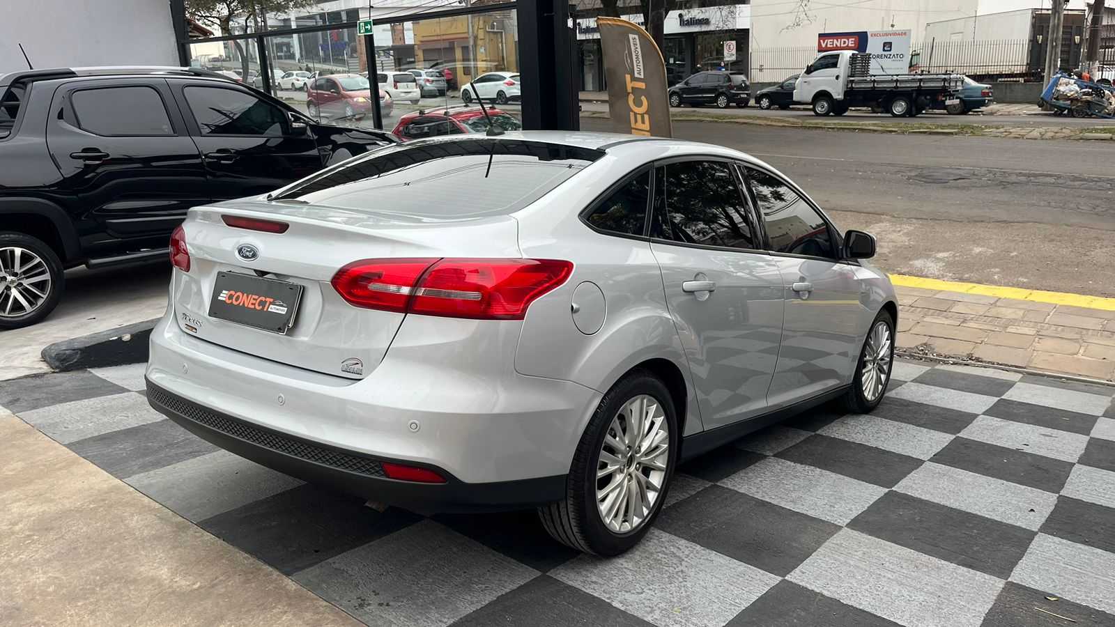 FOCUS FASTBACK SE 2.0 AUTO.