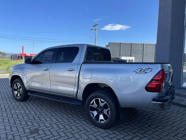 TOYOTA HILUX 2.8 SRX