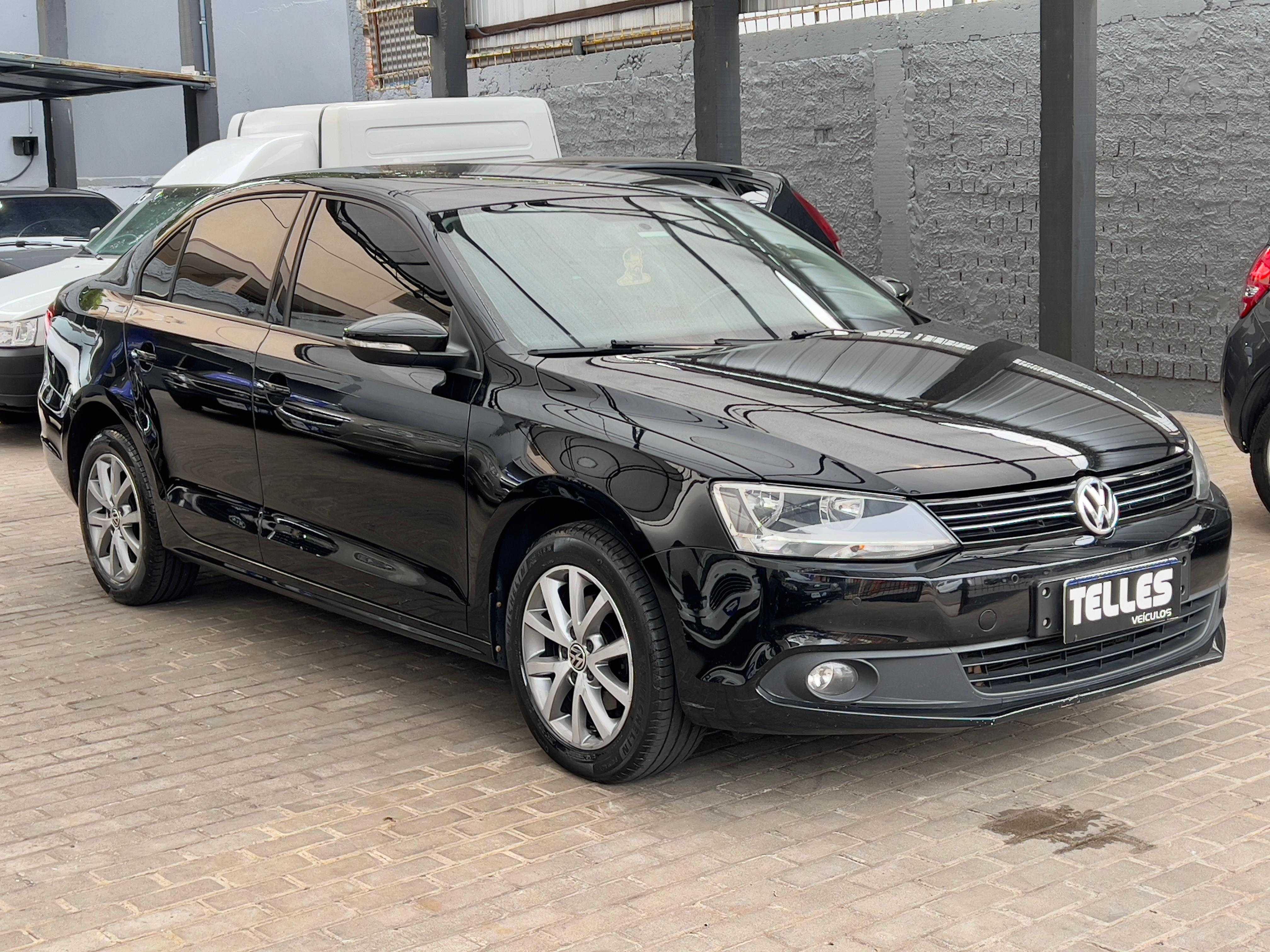 JETTA 2.0 CL / AT / MULTIMIDIA