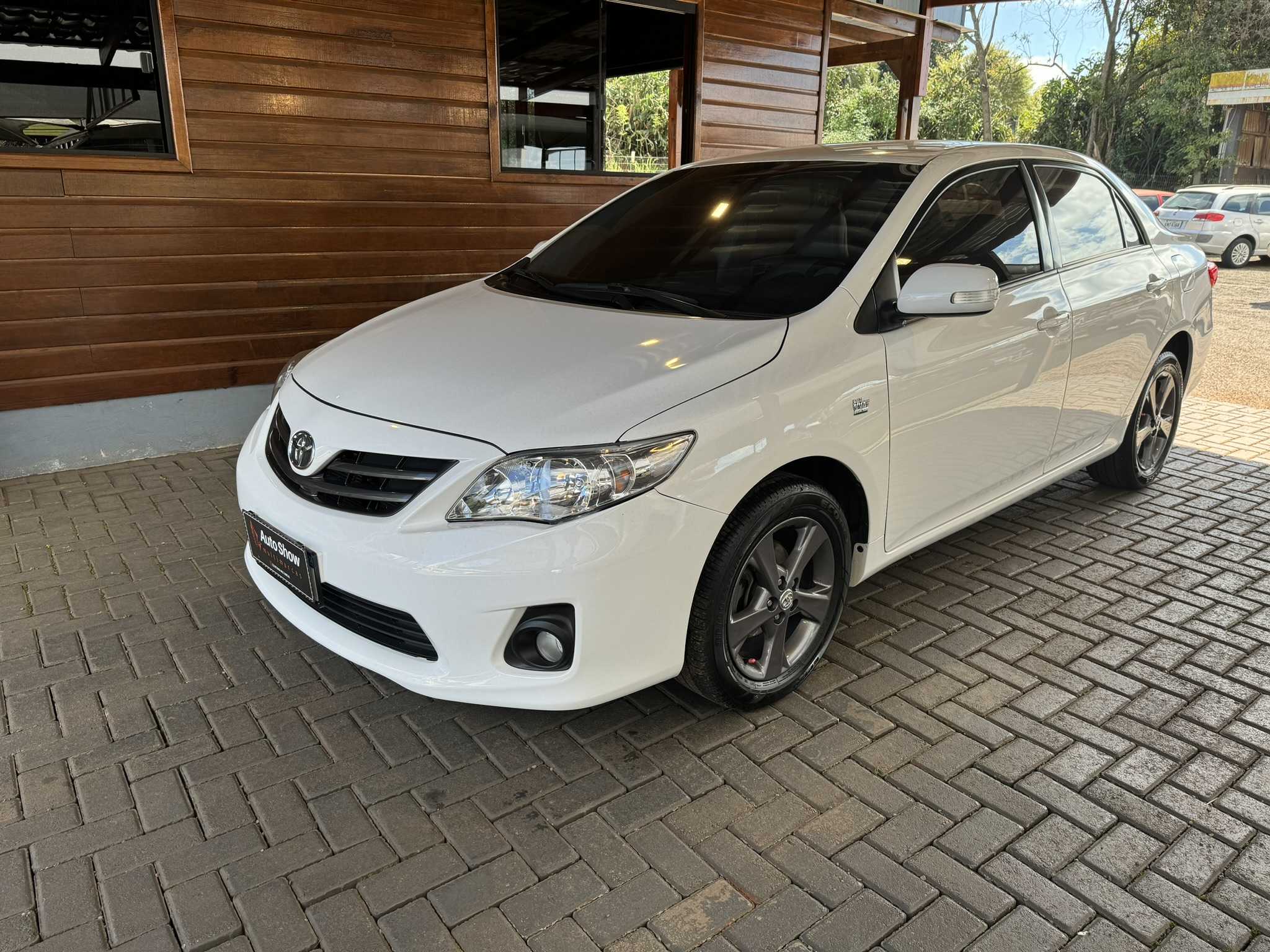 COROLLA XEI