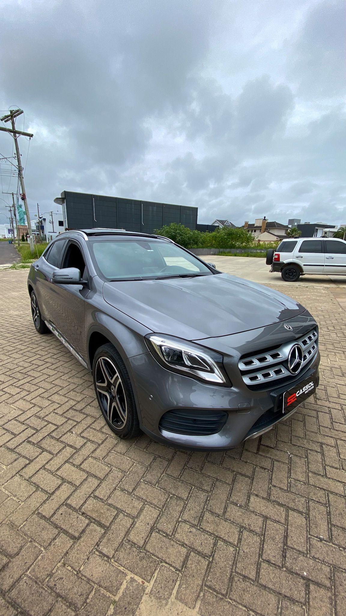 GLA 250 SPORT C/ KIT AMG