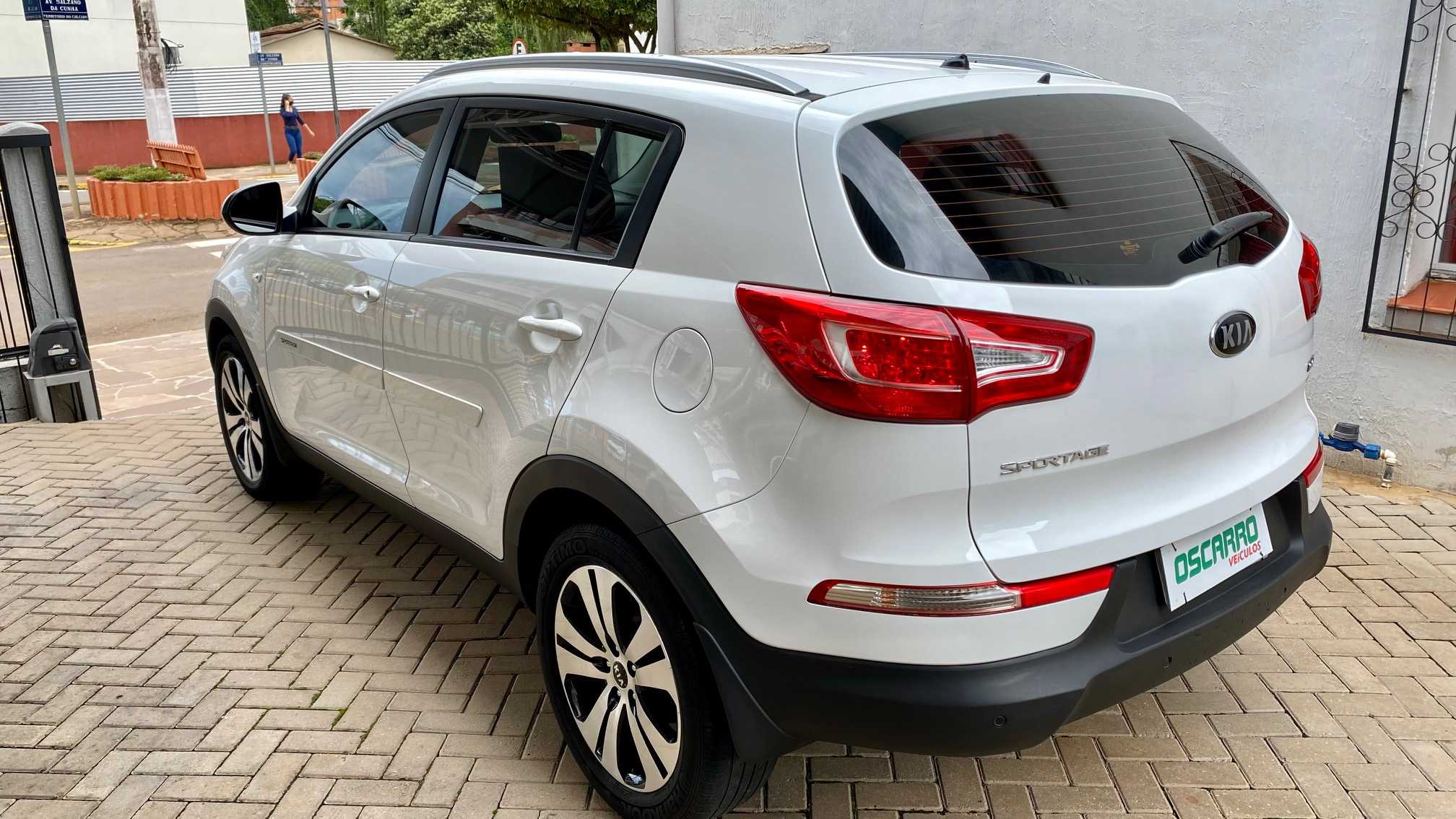 SPORTAGE LX 2.0 AUTOMÁTICA