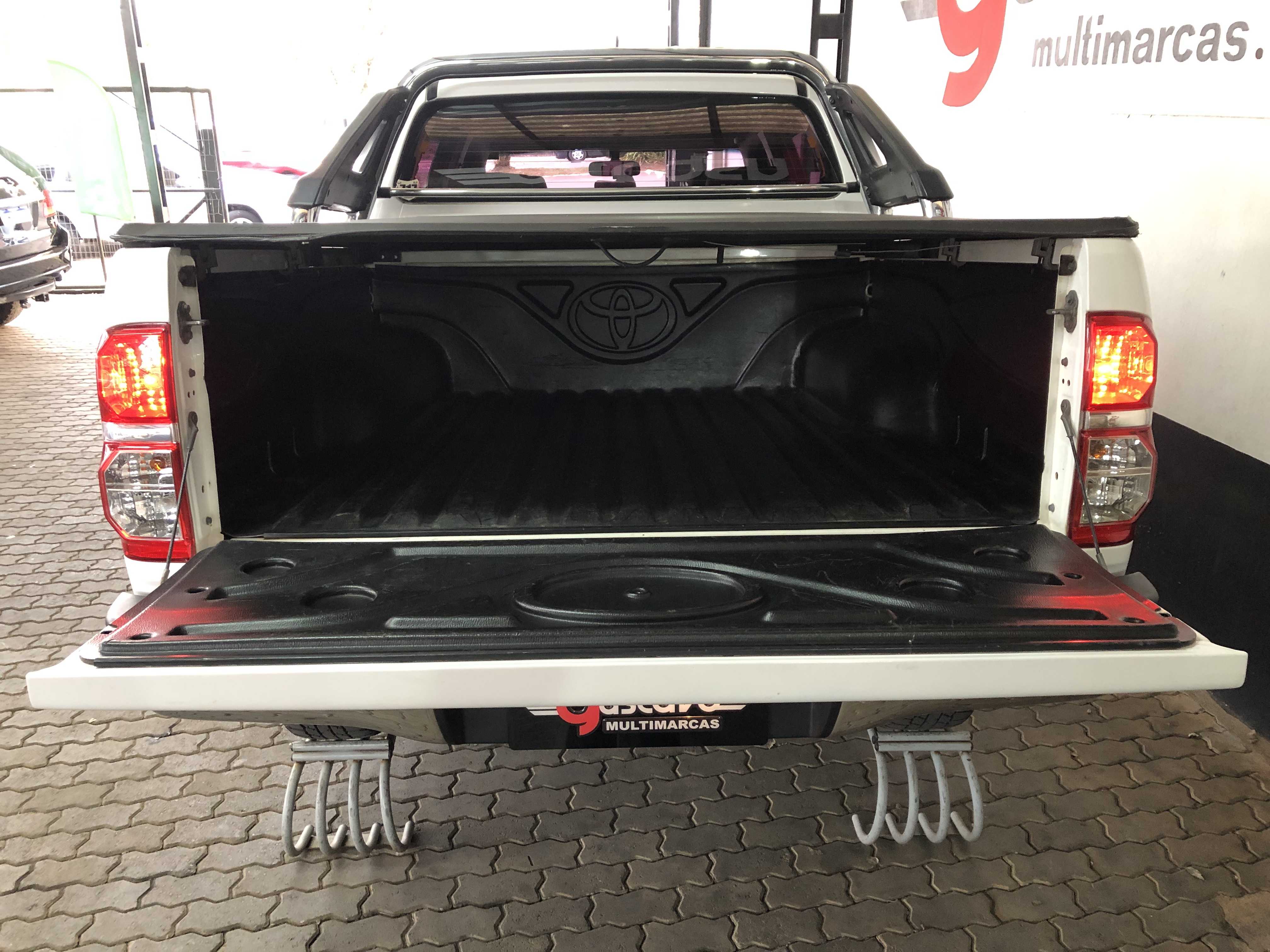 HILUX SRV 4X4 AUT