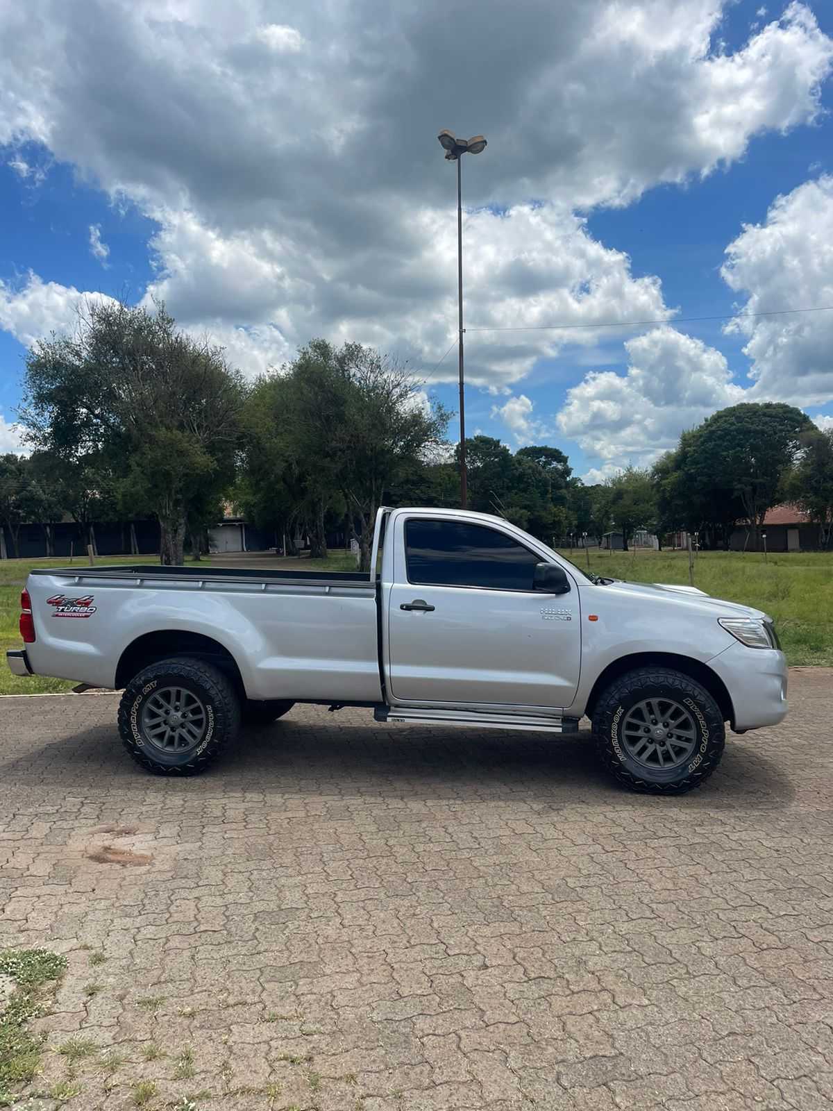 HILUX CS 3.0 4X4