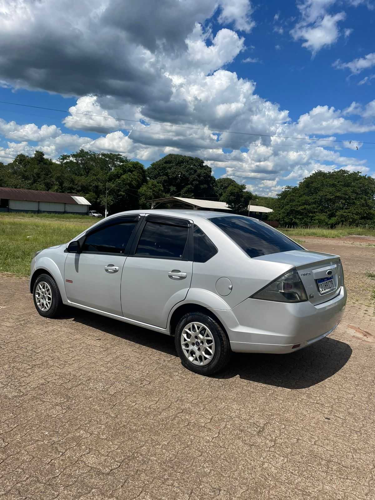 FIESTA SEDAN SE 1.6 8V