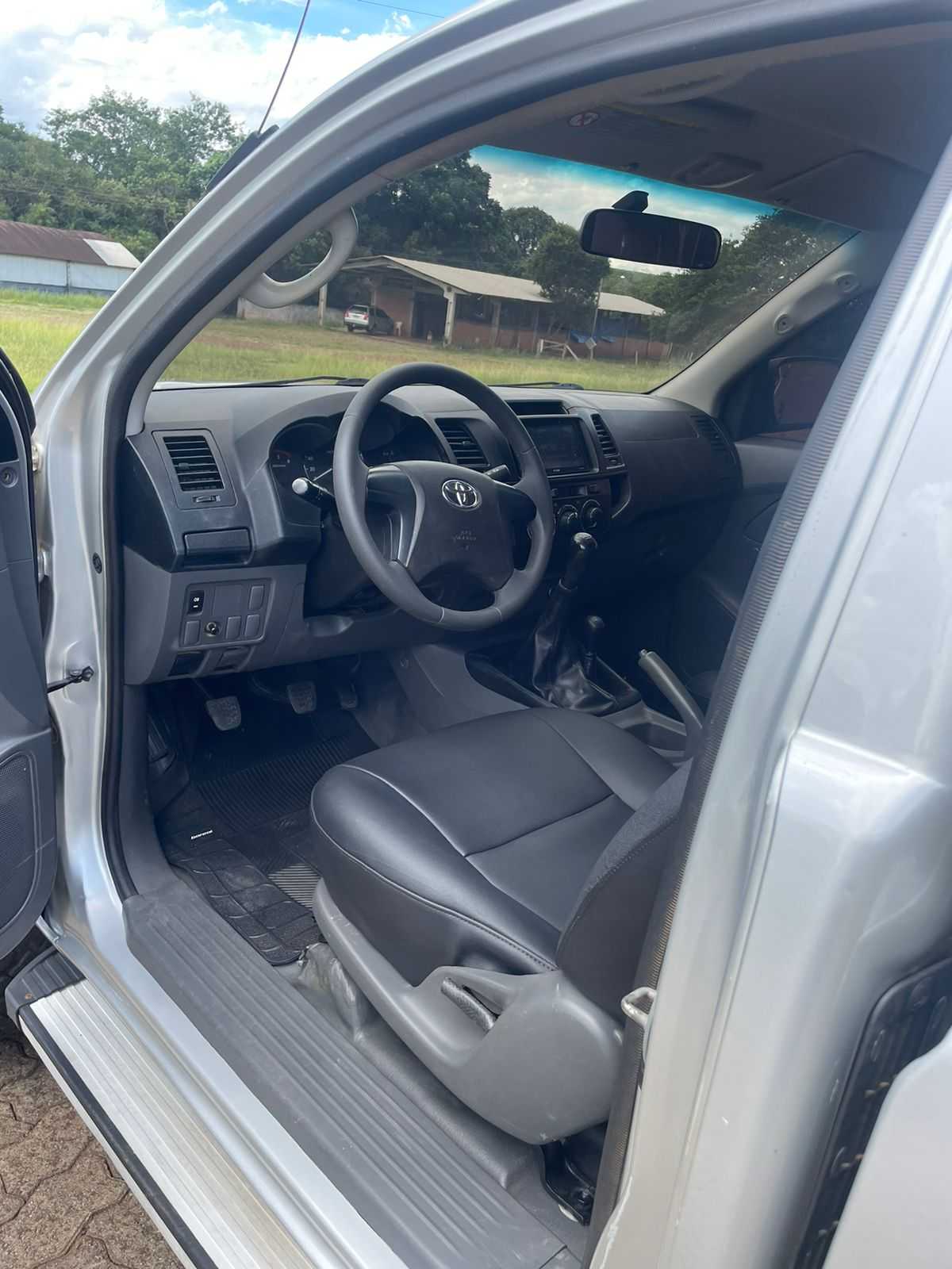 HILUX CS 3.0 4X4