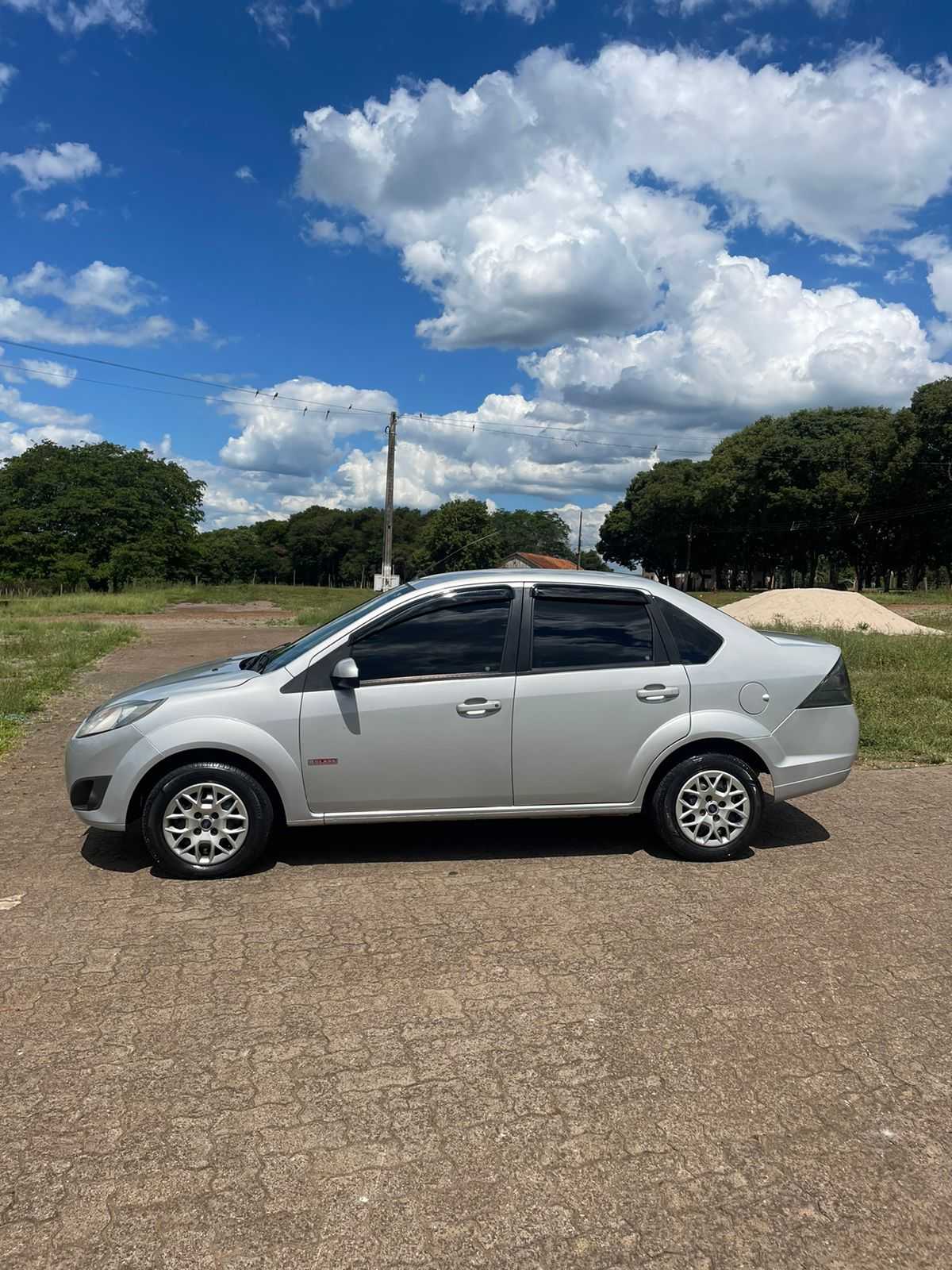 FIESTA SEDAN SE 1.6 8V