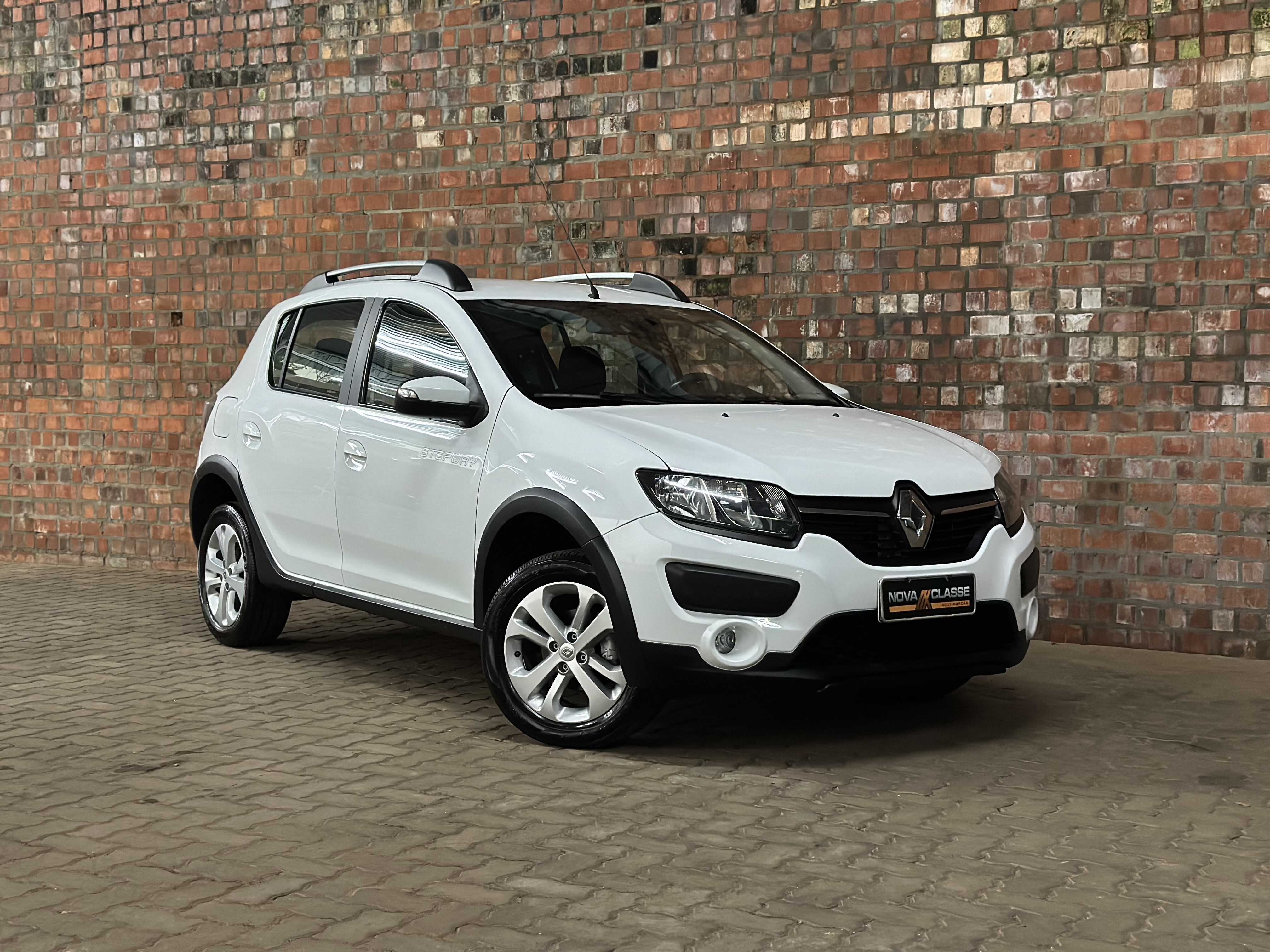 SANDERO STEPWAY 1.6