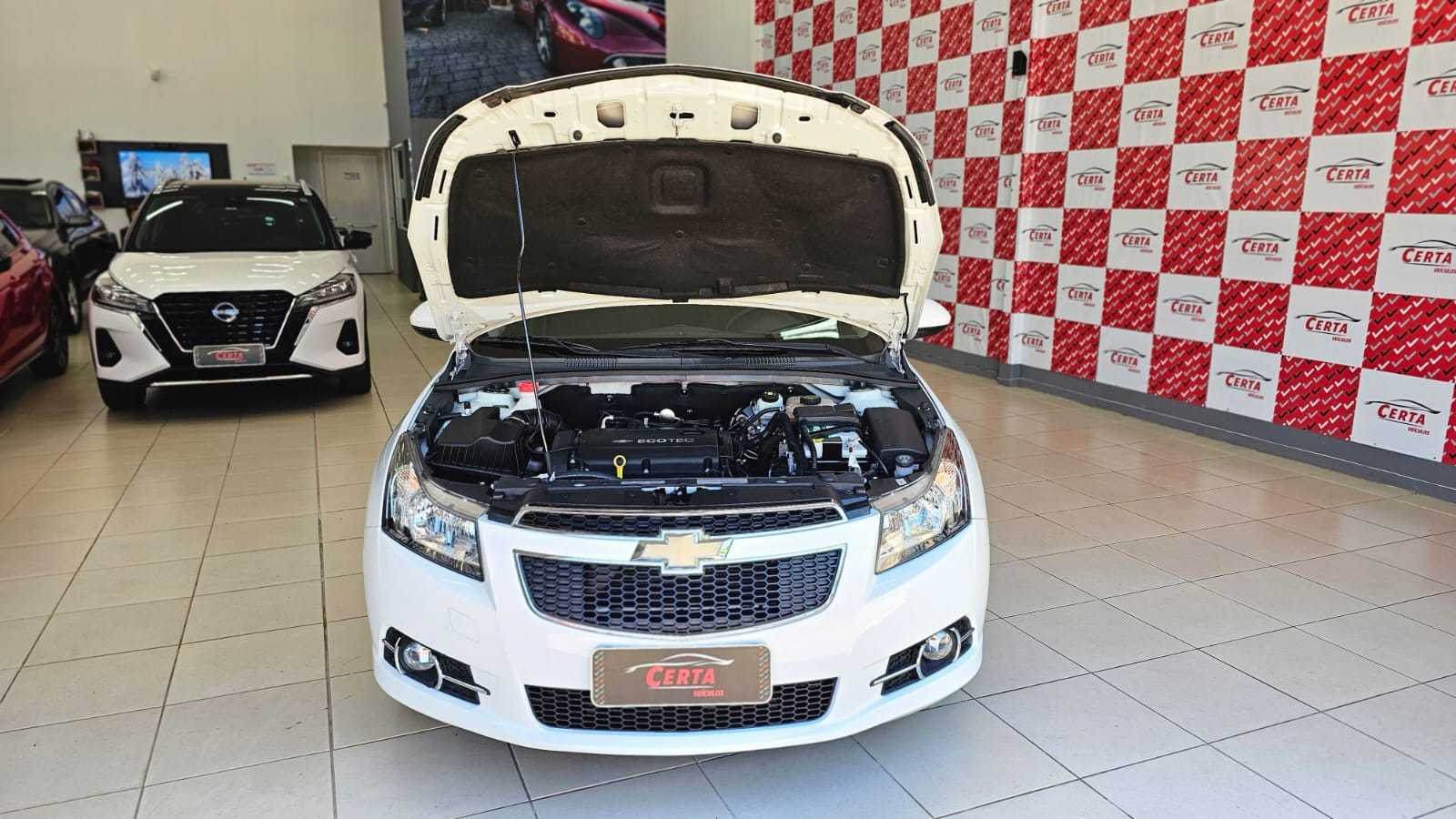 CRUZE HB SPORT LT