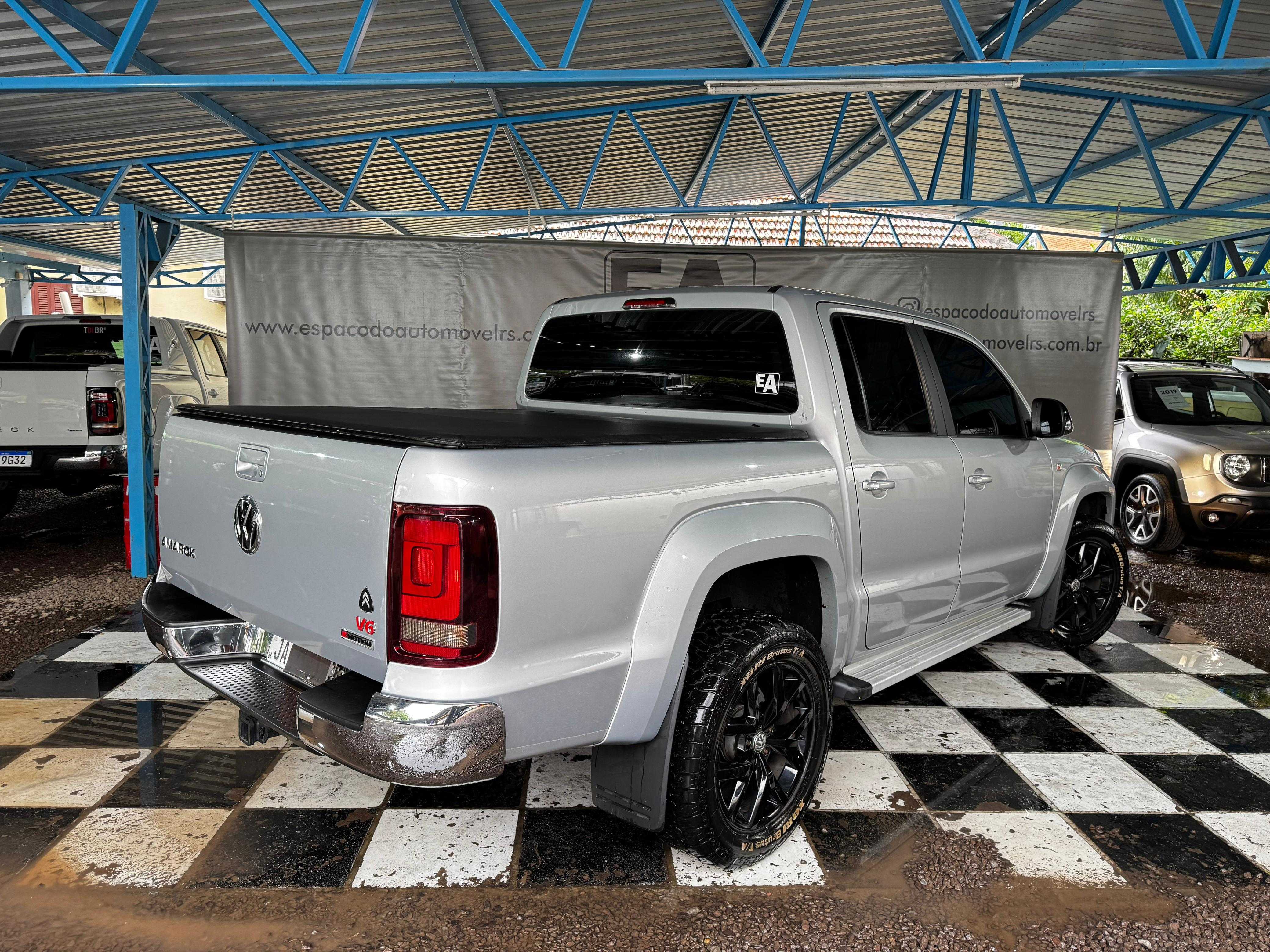 AMAROK 3.0 HIGHLINE TDI AUT.