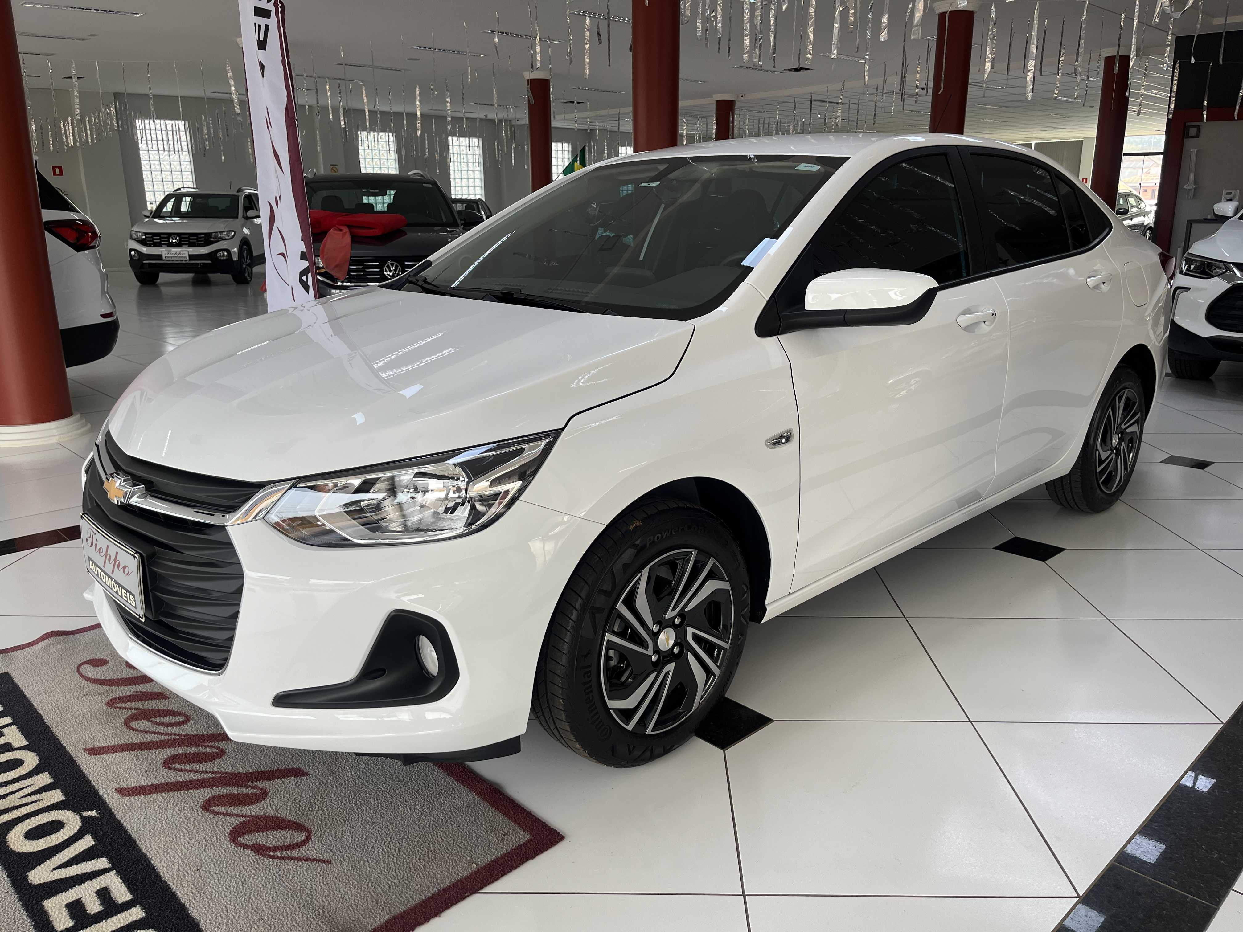 ONIX PLUS SEDAN LT2 1.0 MEC