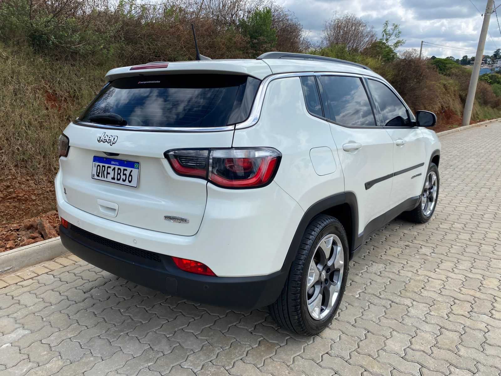 JEEP COMPASS LONGITUDE 2019