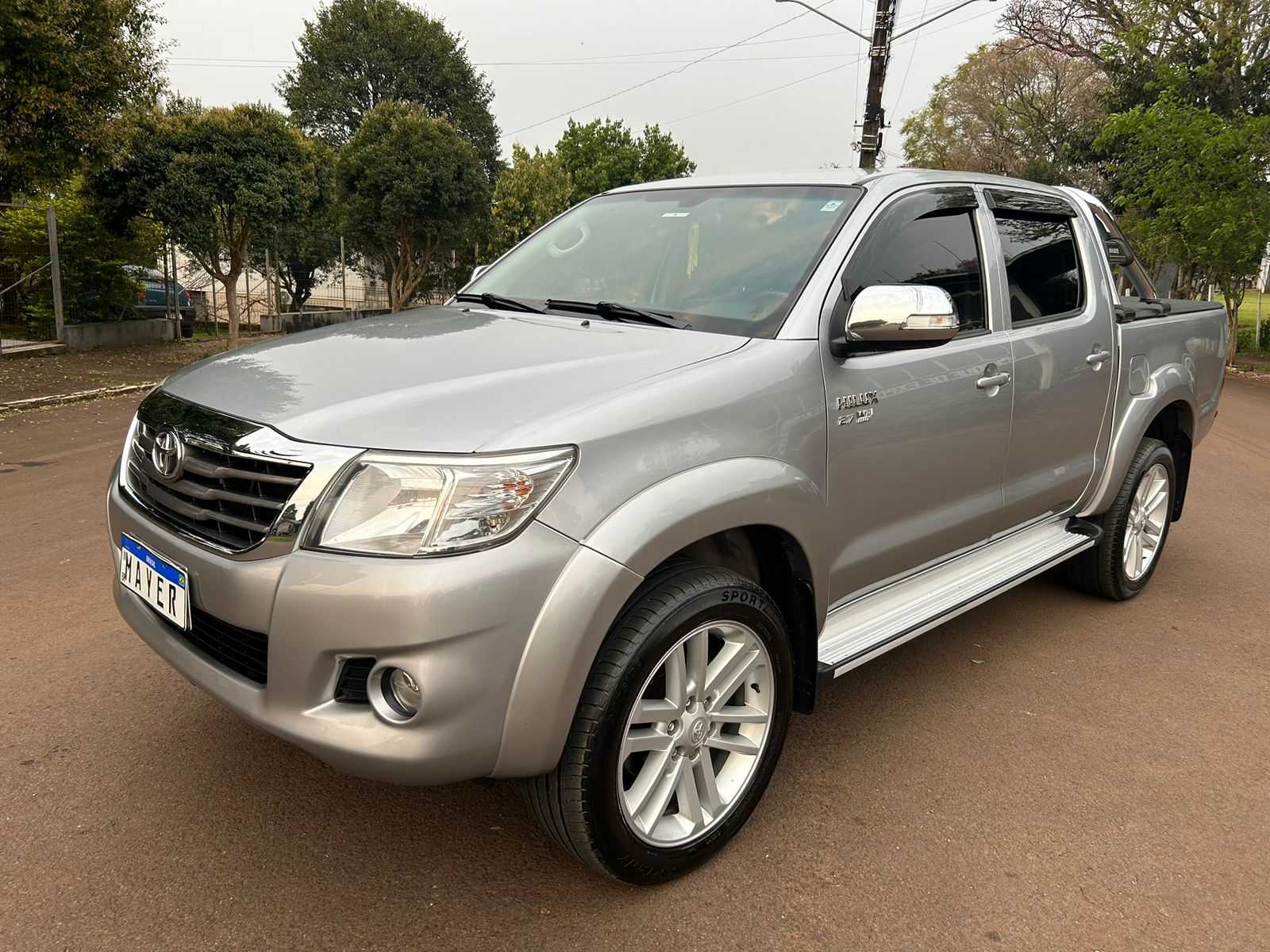 HILUX CD SRV 4X2 2.7