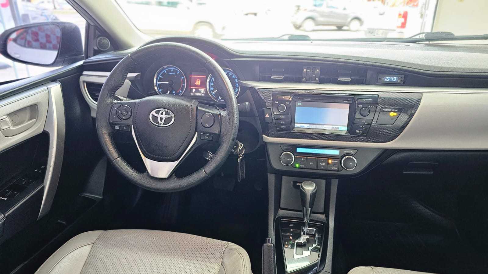 COROLLA XEI  AT