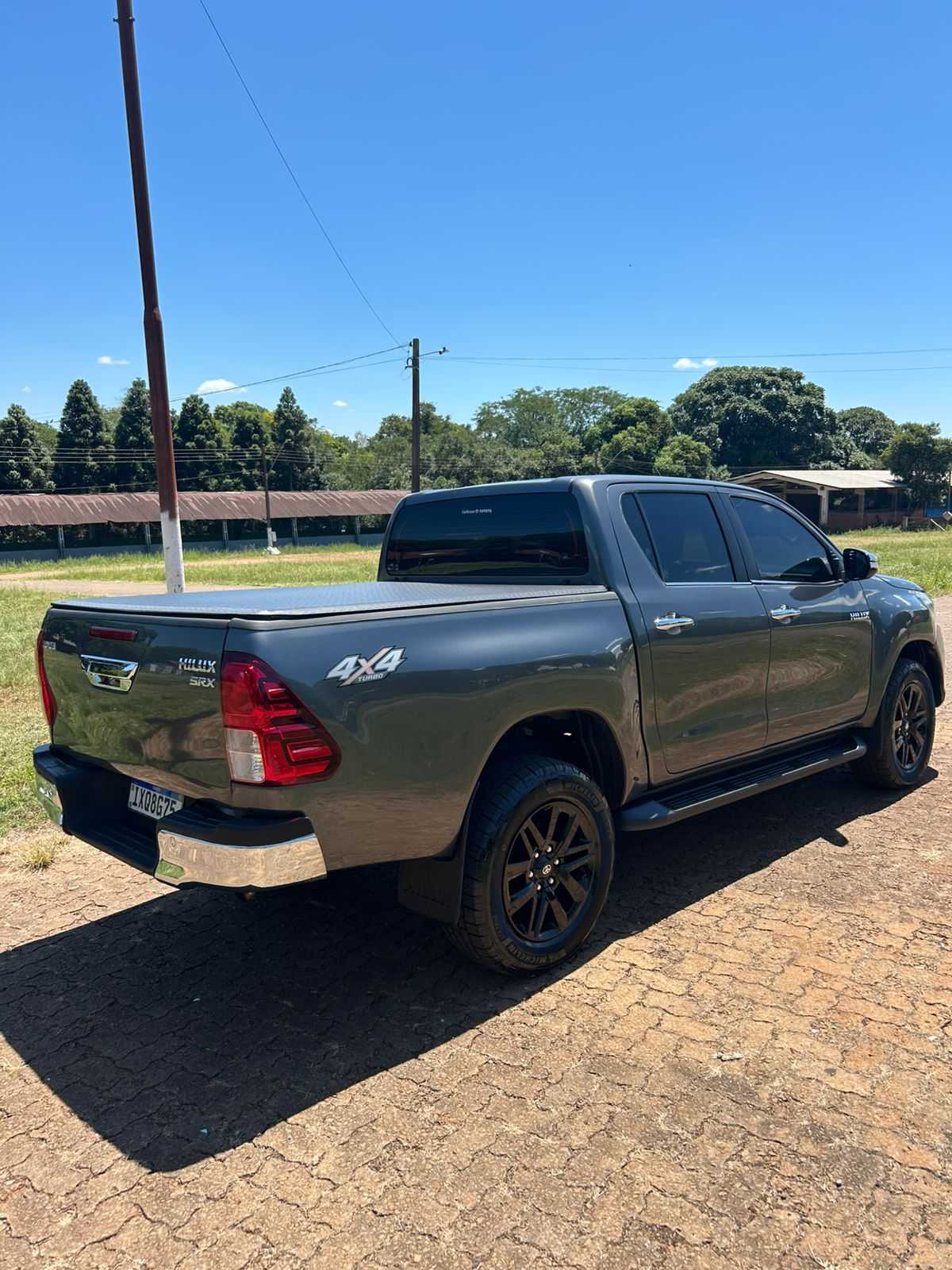 HILUX CD SRX 4X4