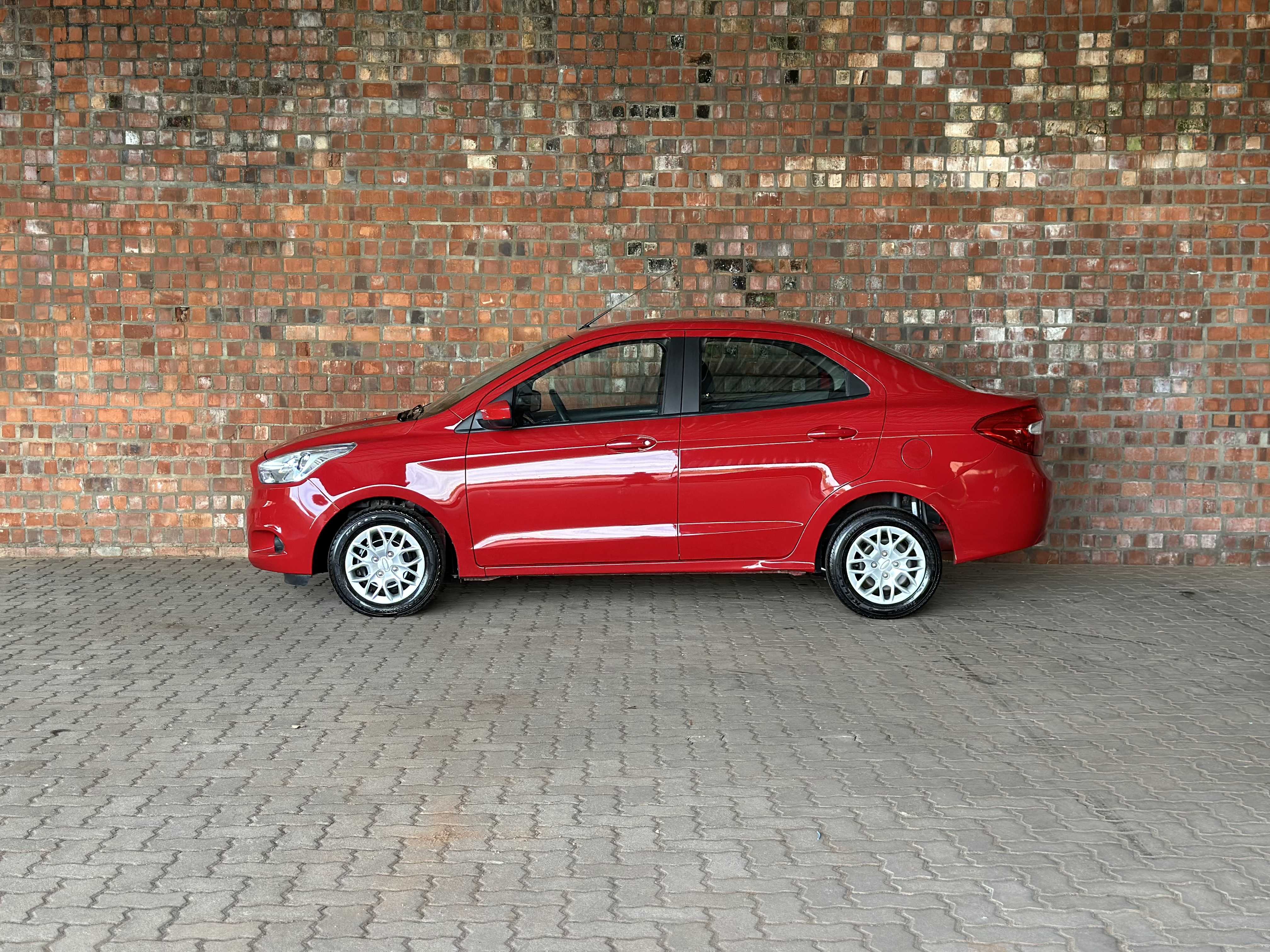 KA SEDAN SE 1.5 FLEX