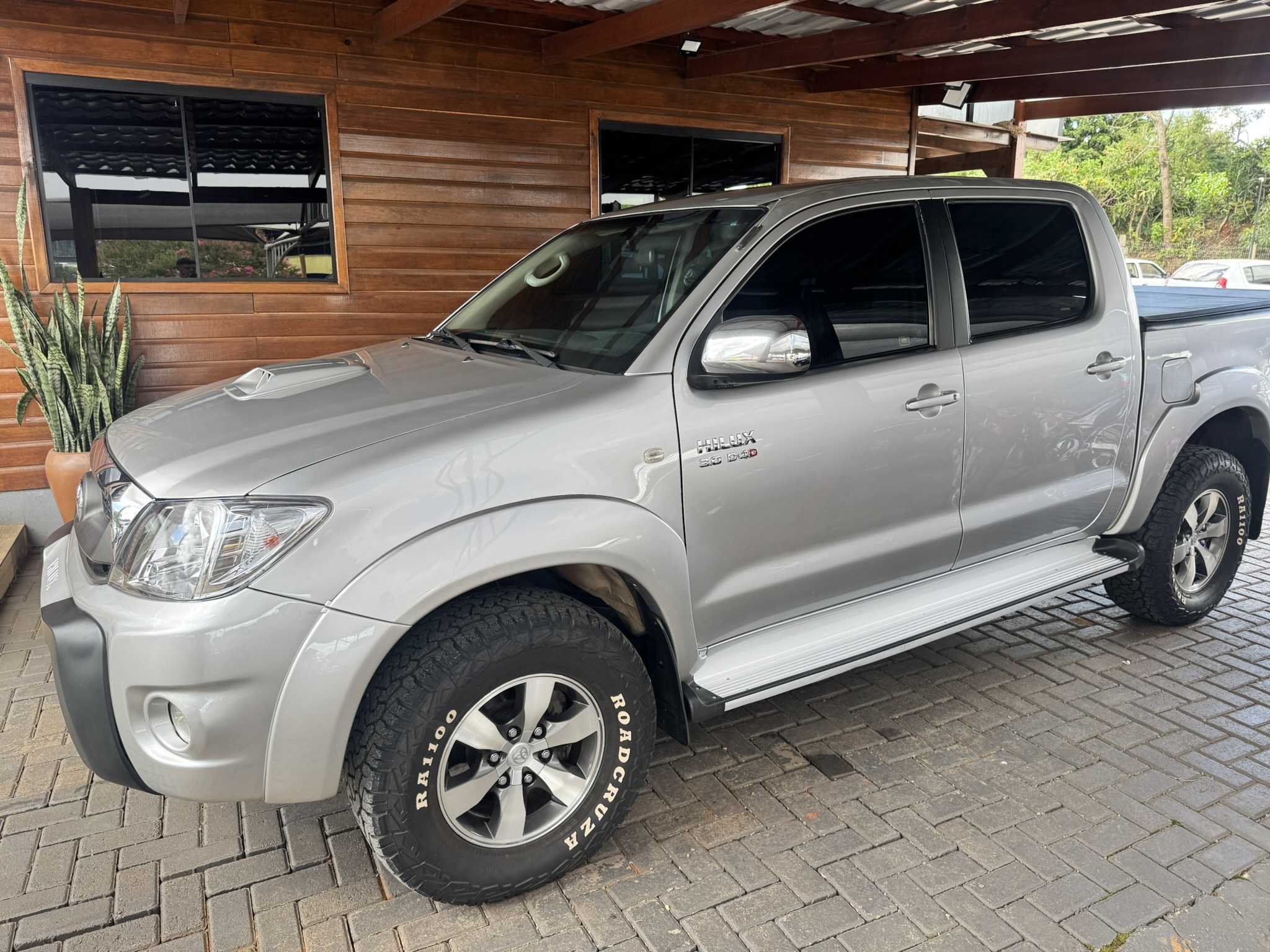 HILUX SRV 4X4 AUTOMATICA