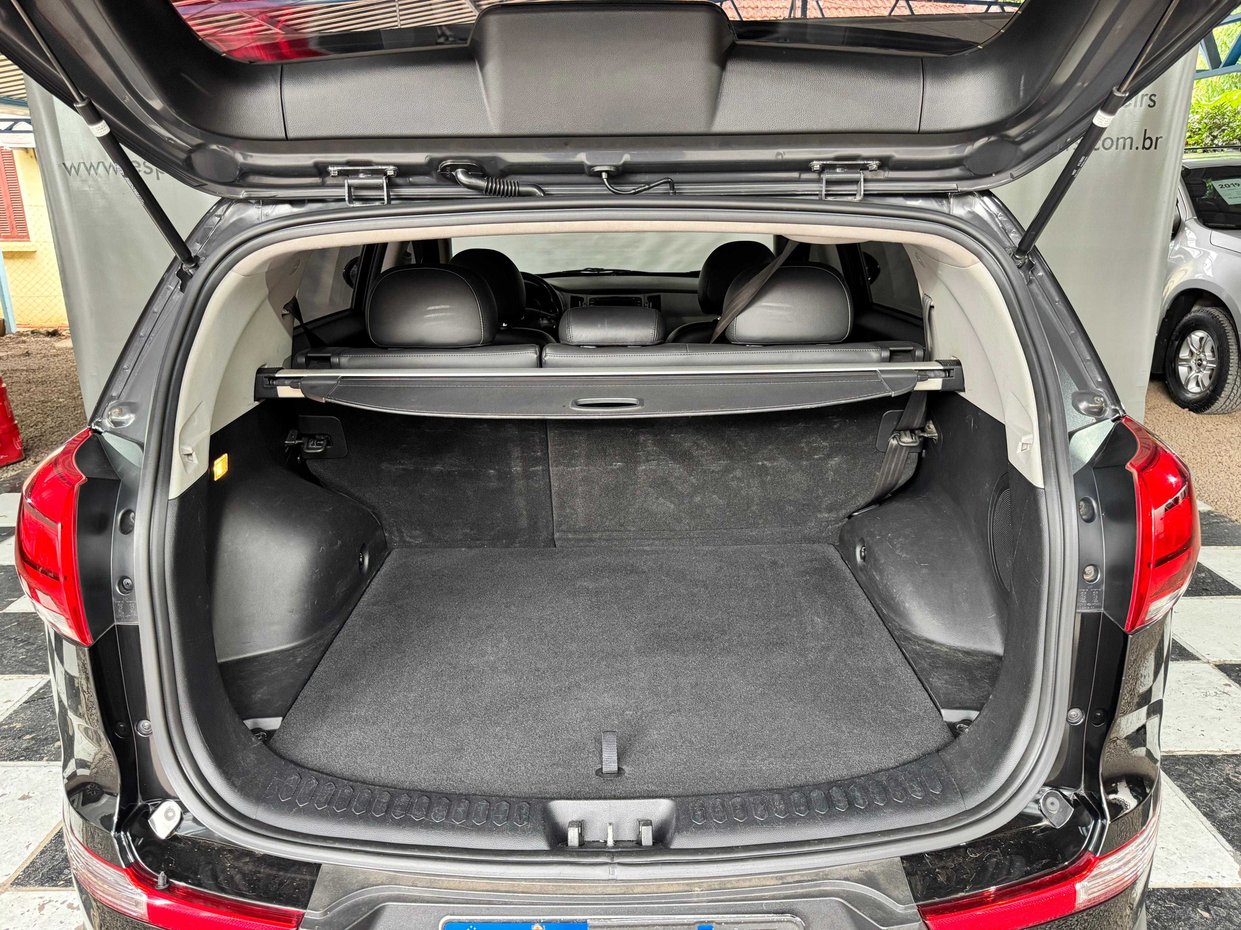 SPORTAGE 2.0 EX FLEX AUT.