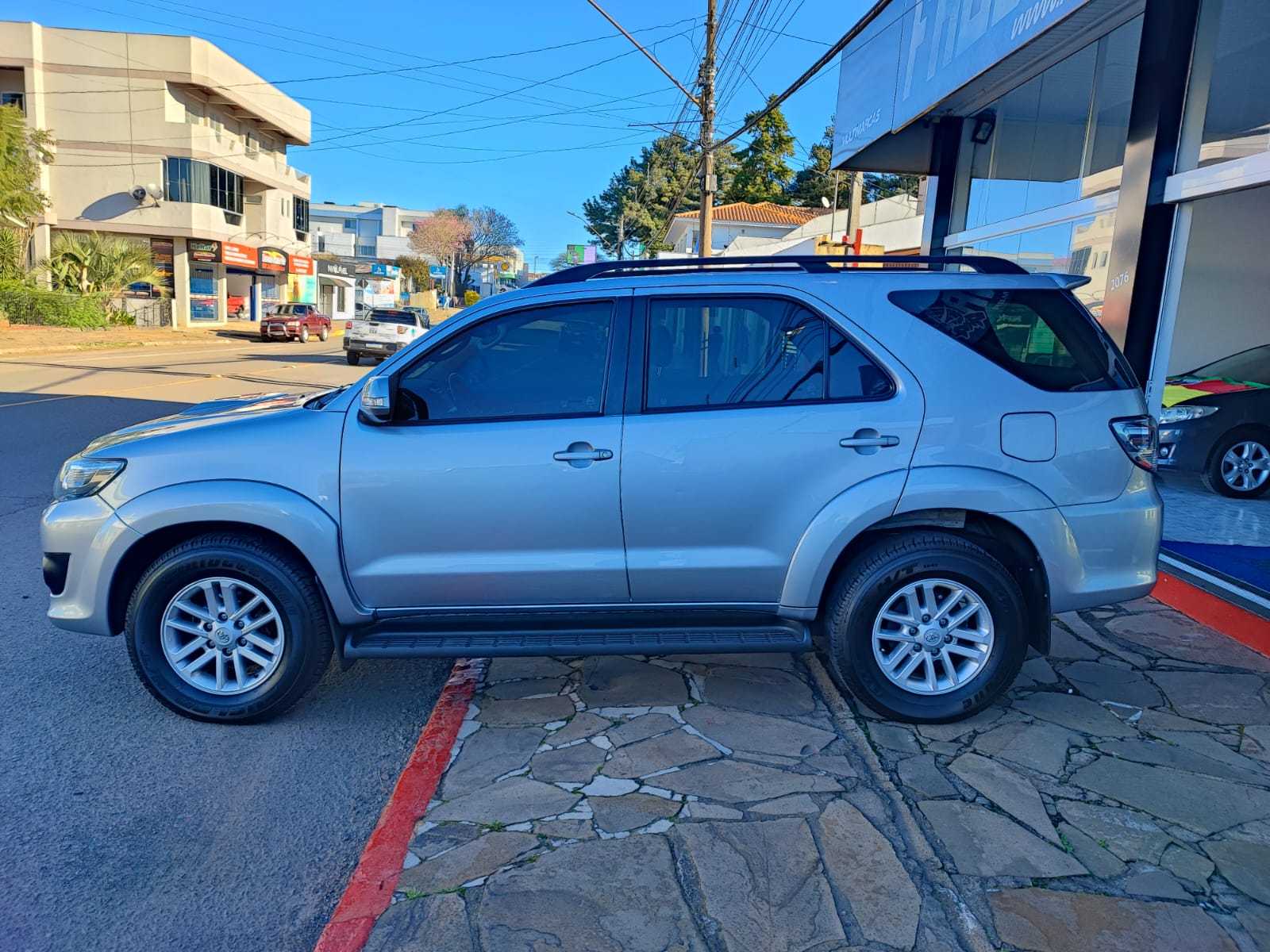 HILUX 3.0 SRV 4X4 2015