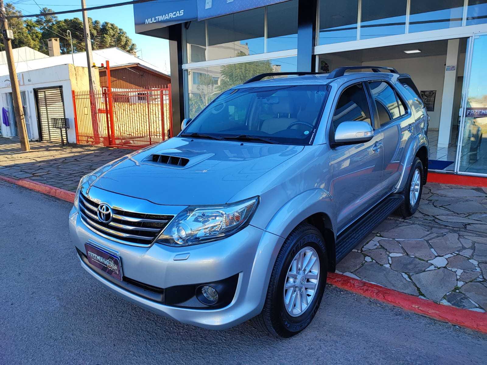 HILUX 3.0 SRV 4X4 2015