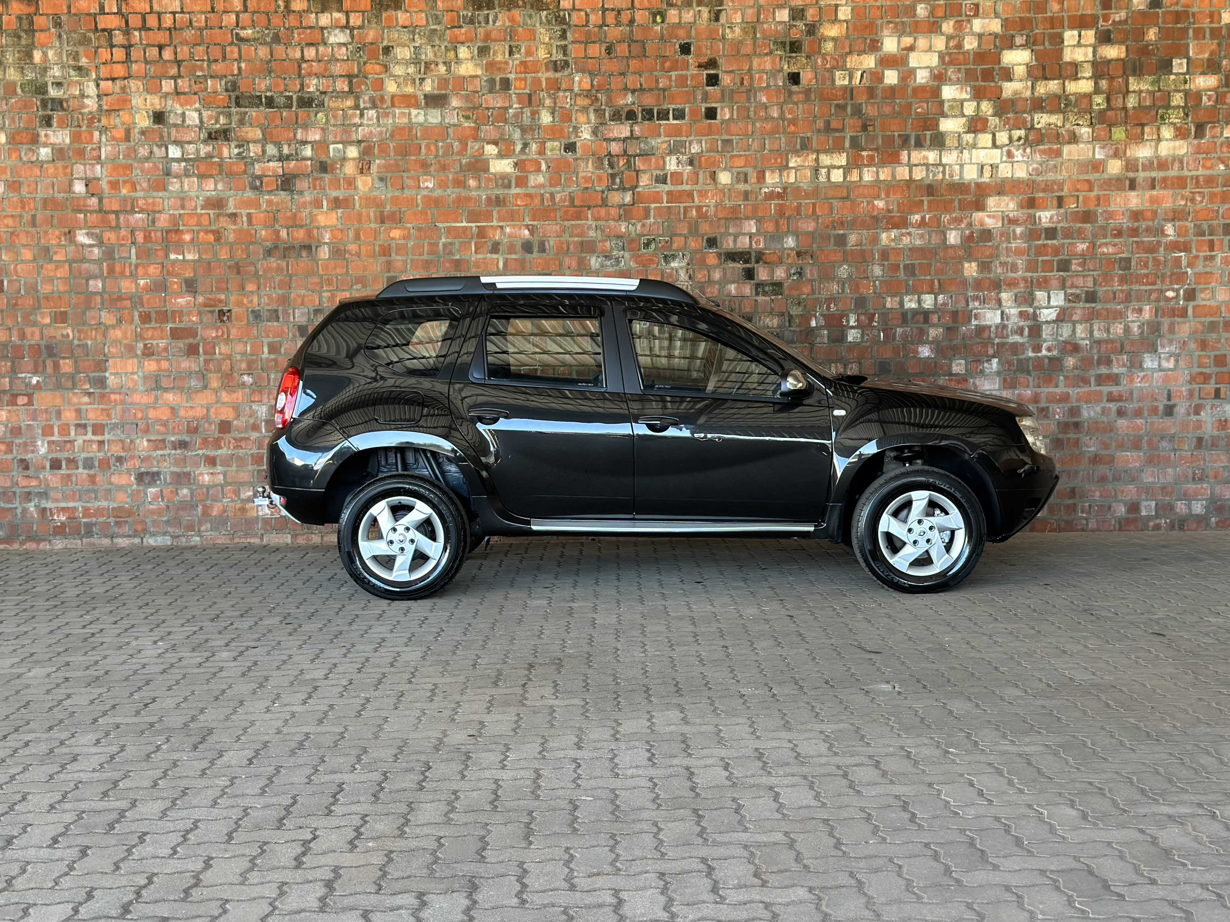 DUSTER DYNAMIQUE 2.0 MANUAL