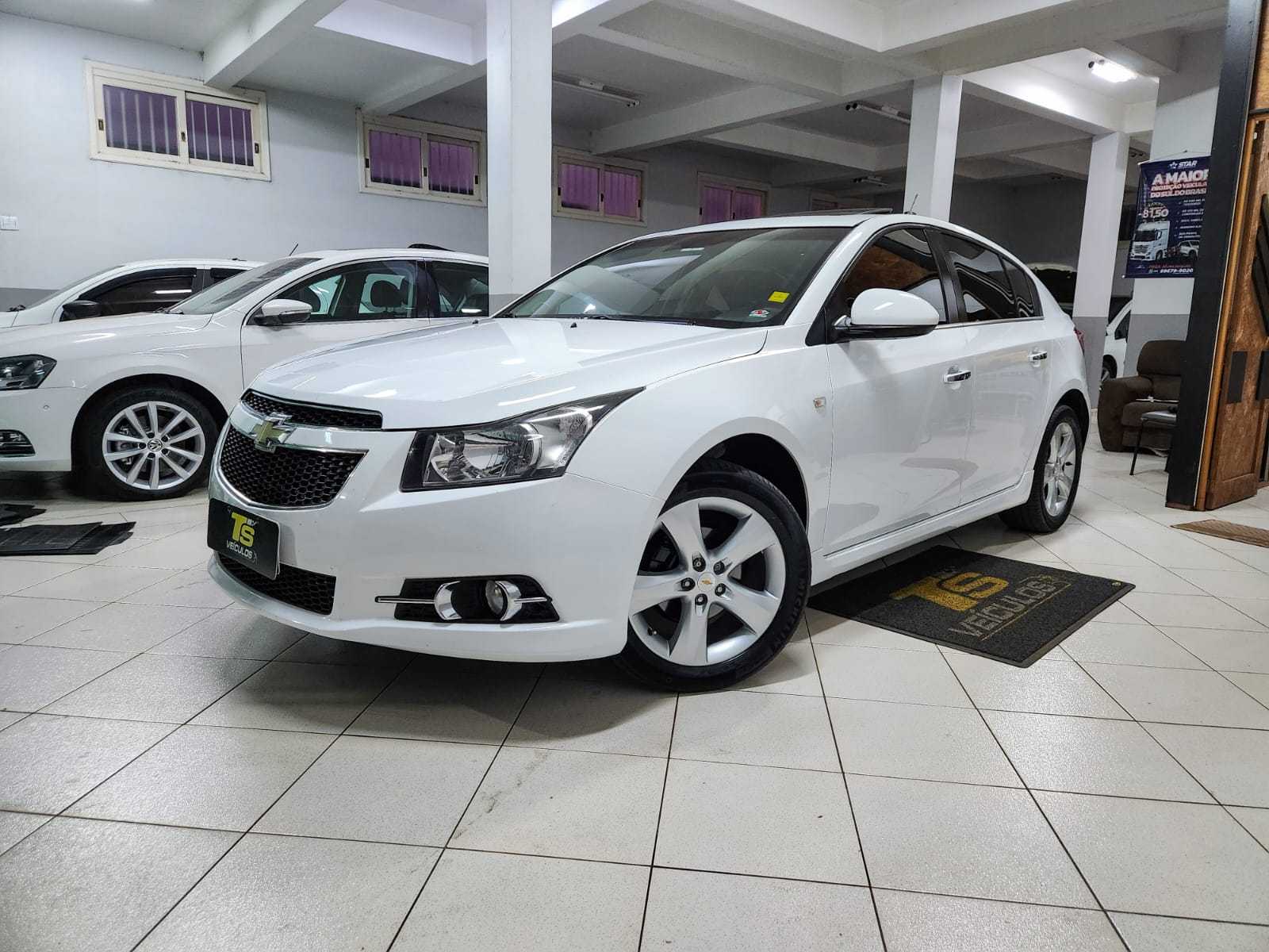 CRUZE HATCH LTZ 1.8 AUT C/TETO