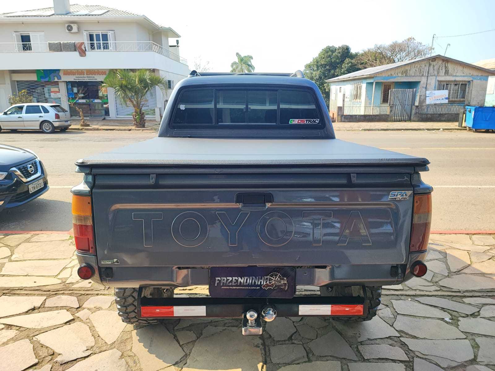 HILUX 2.8 SR5 4X4