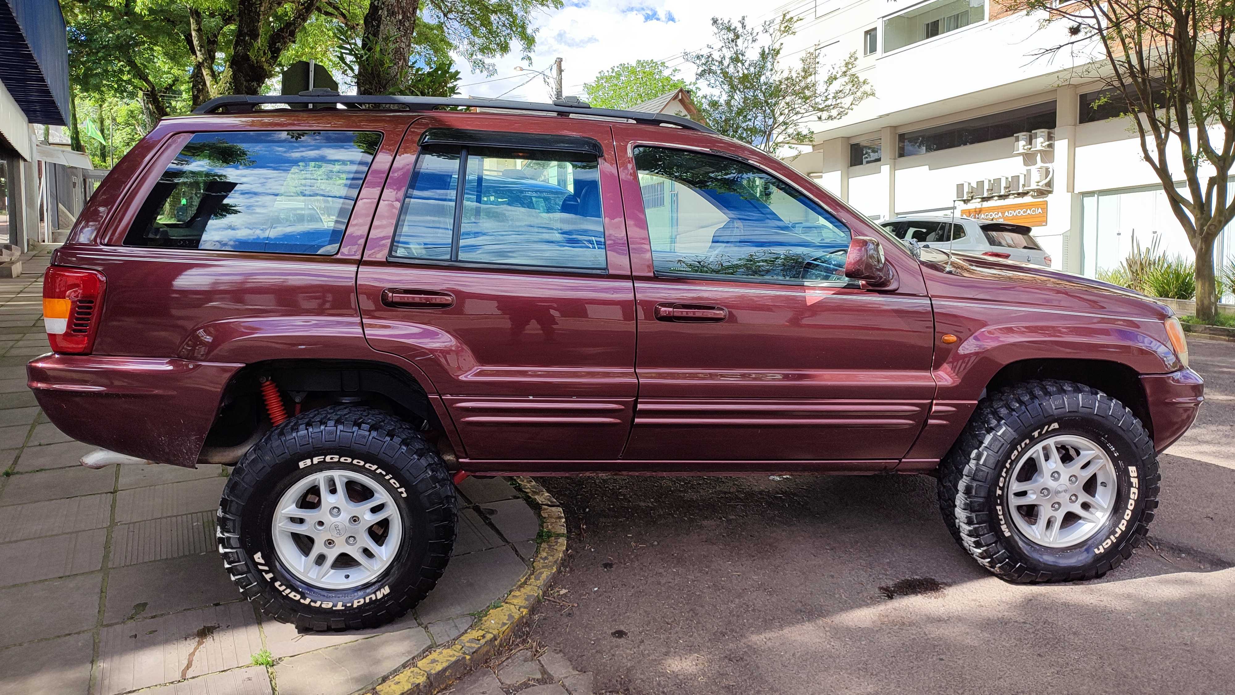 GRAN CHEROKEE LIMETED 4.7 AUTO