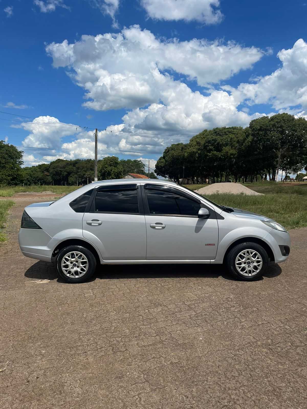 FIESTA SEDAN SE 1.6 8V