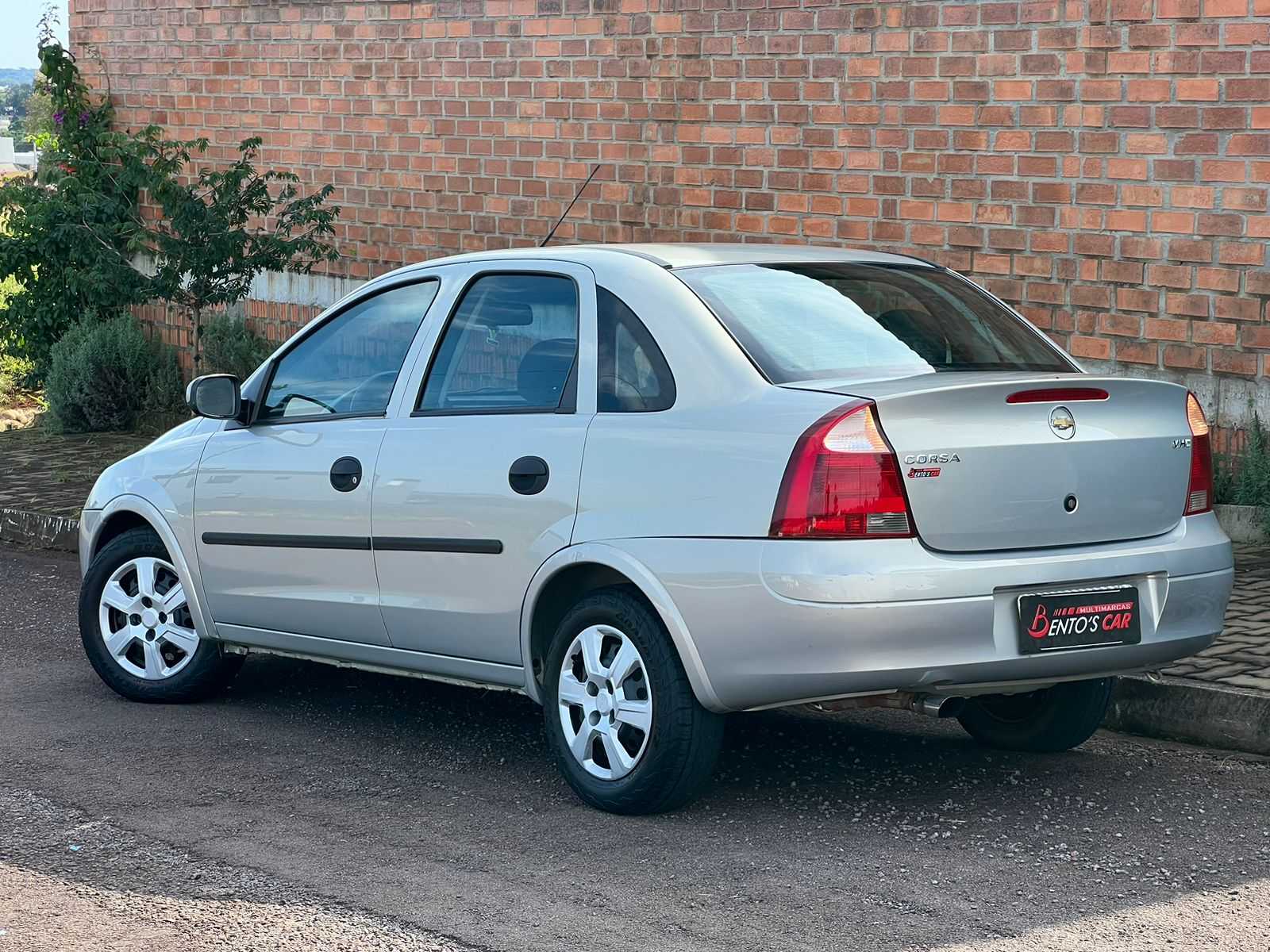 CORSA SEDAN