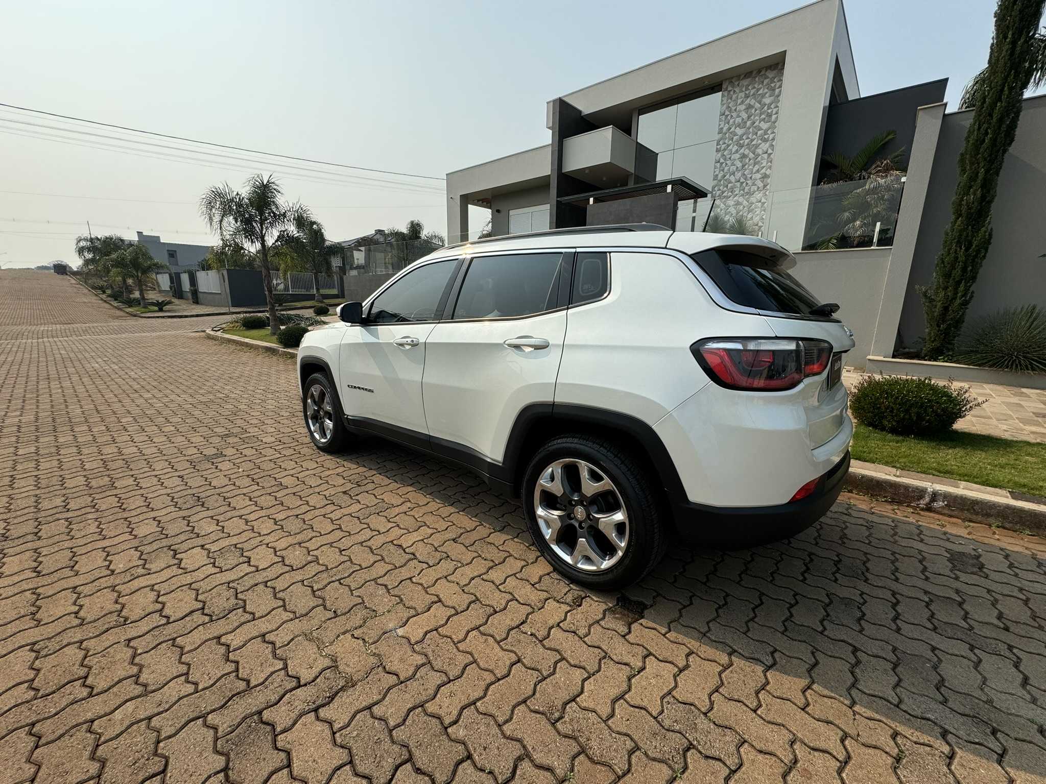 JEEP COMPASS LONGITUDE