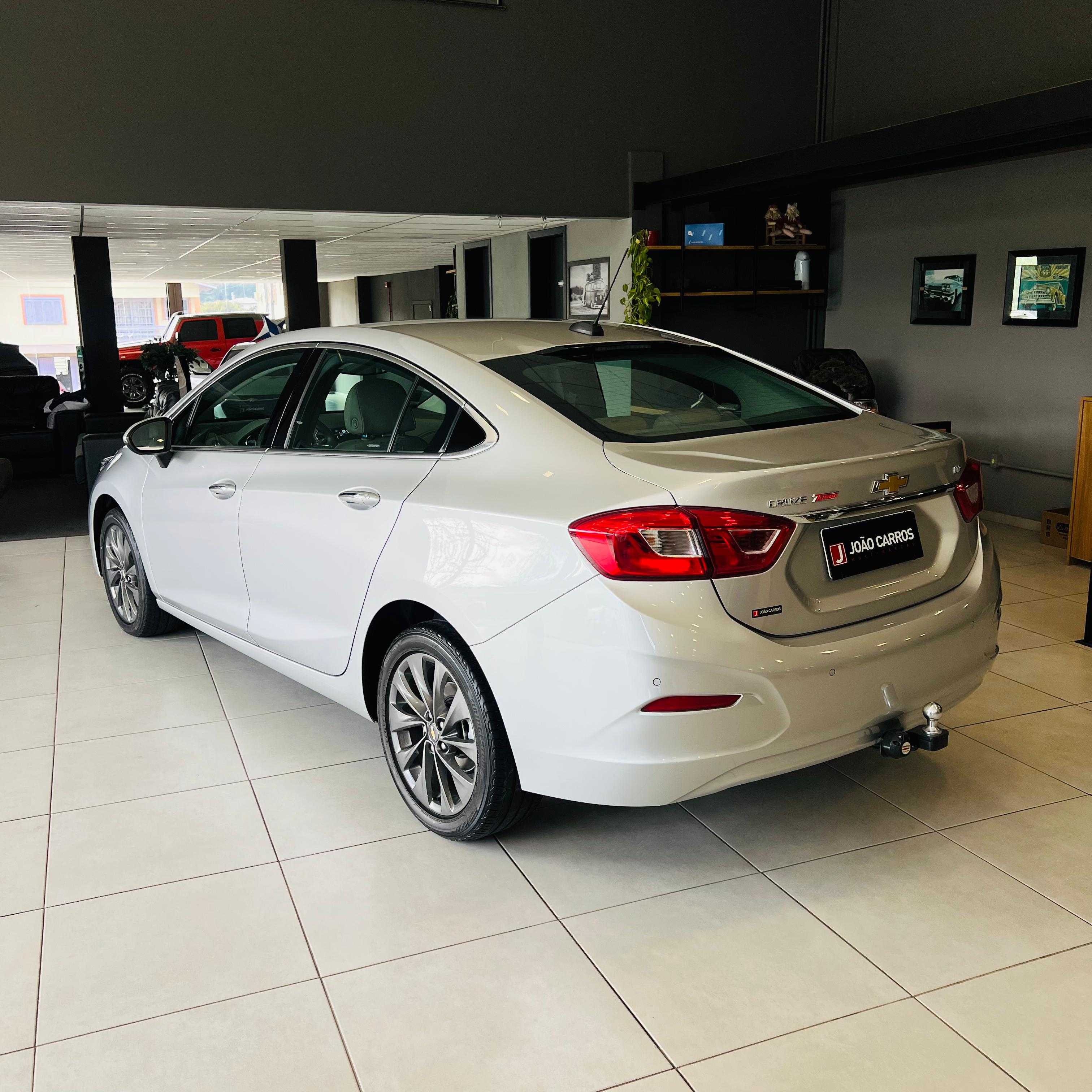 CRUZE SEDAN LTZ 1.4T AUT