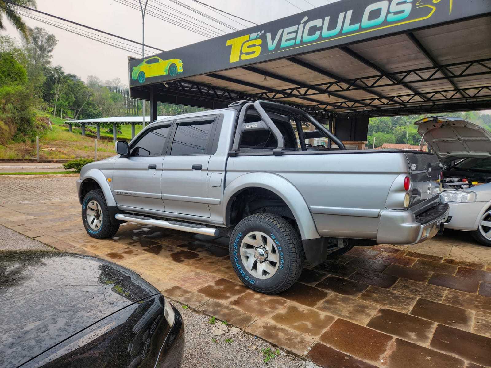 L200 2.5 SPORT HPE 4X4 AUT