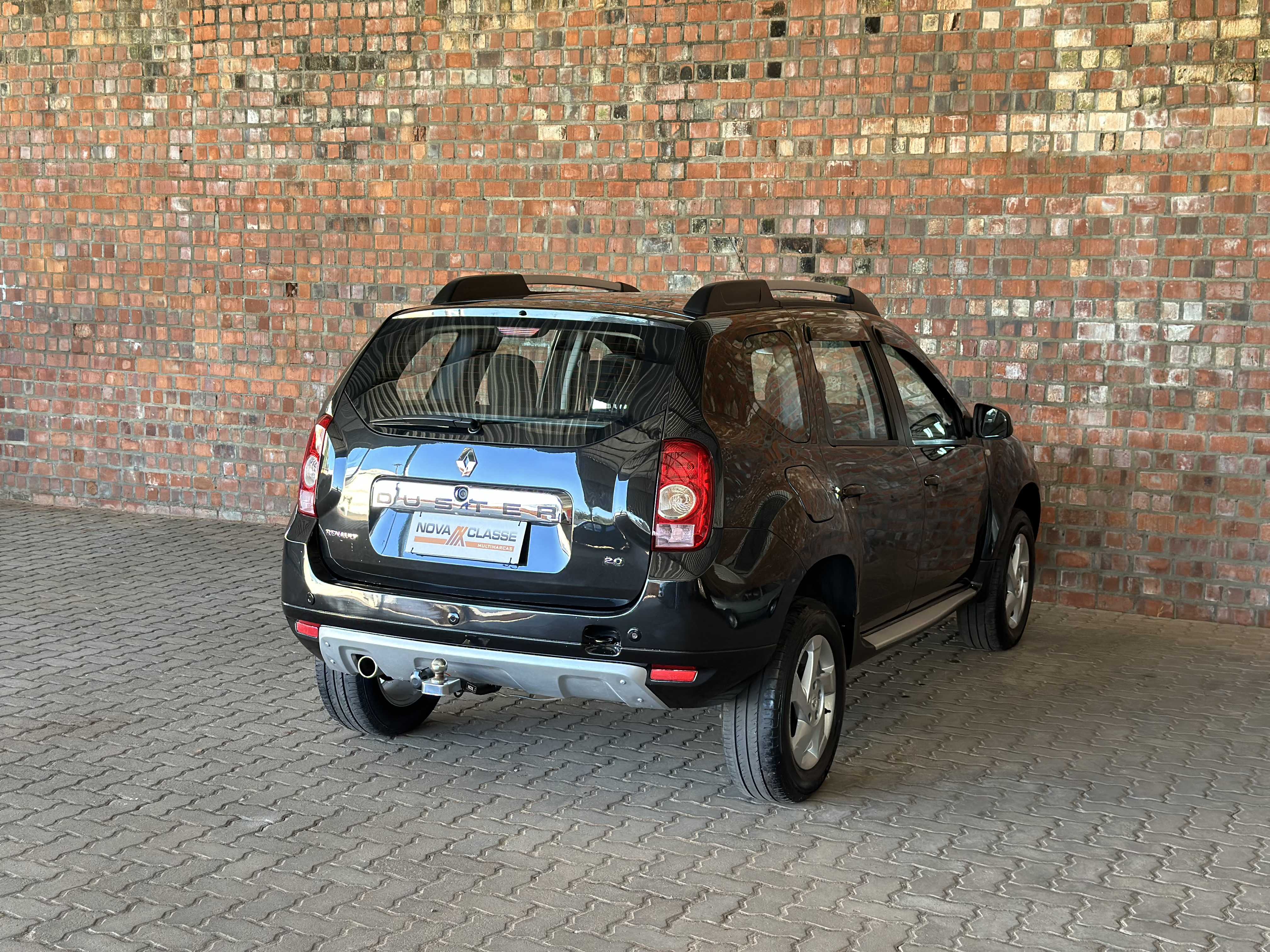 DUSTER DYNAMIQUE 2.0 MANUAL