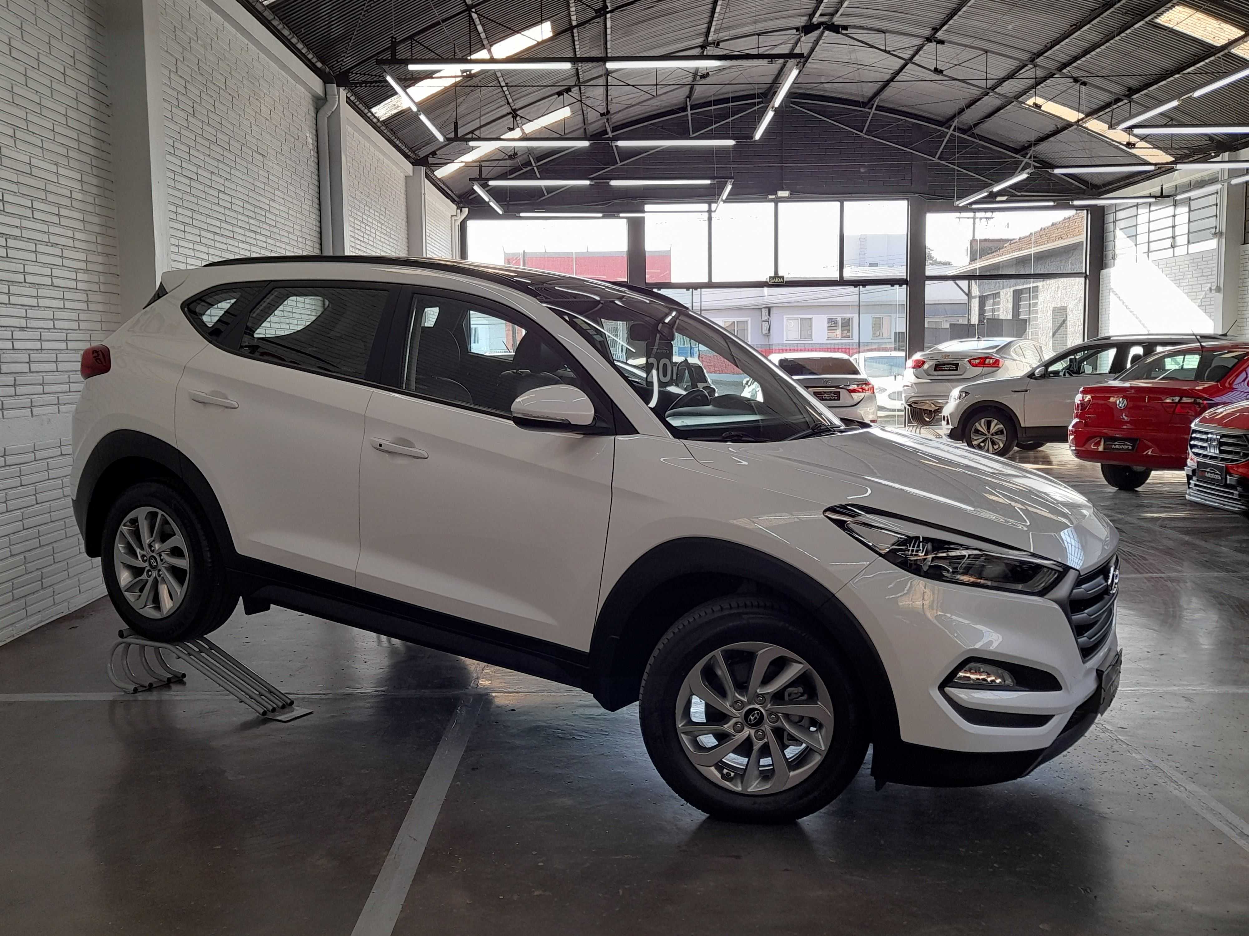 TUCSON GLS 1.6 TURBO