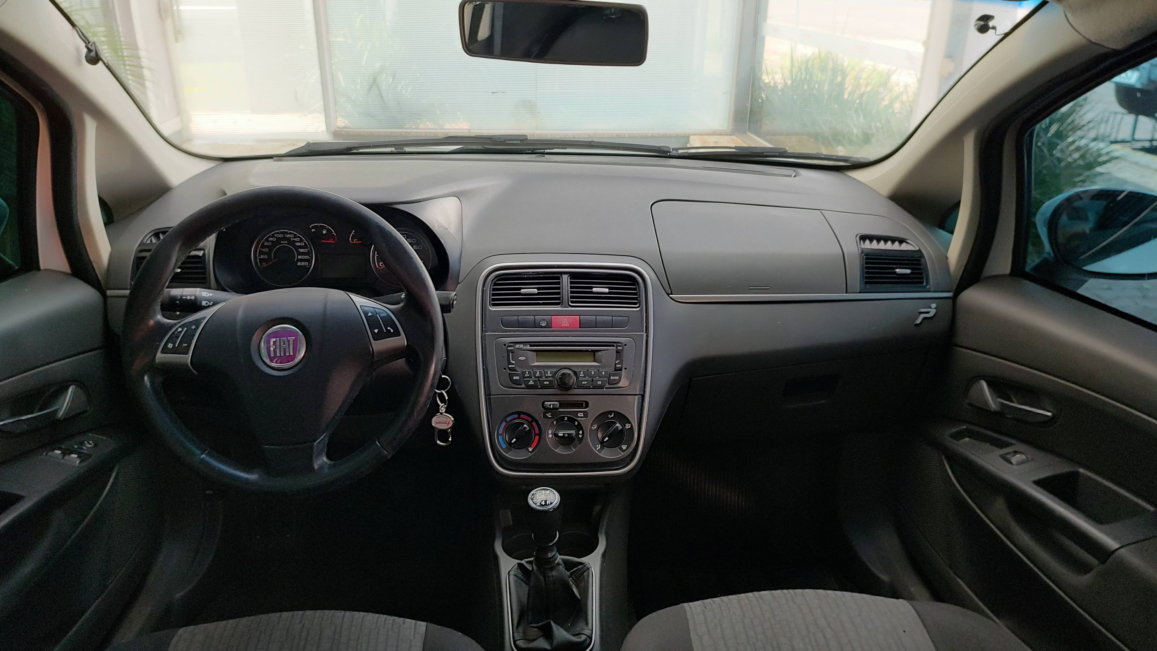 PUNTO ESSENCE 1.6 FLEX