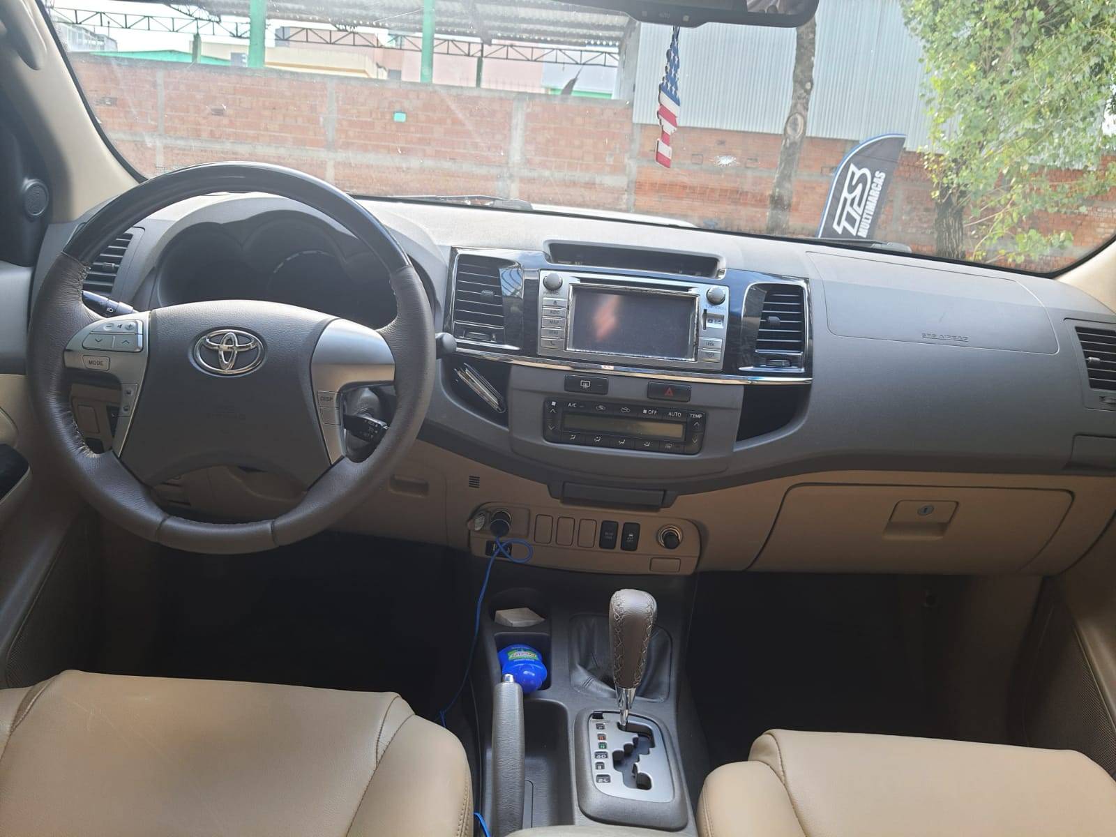 HILUX SW4 IPVA PAGO