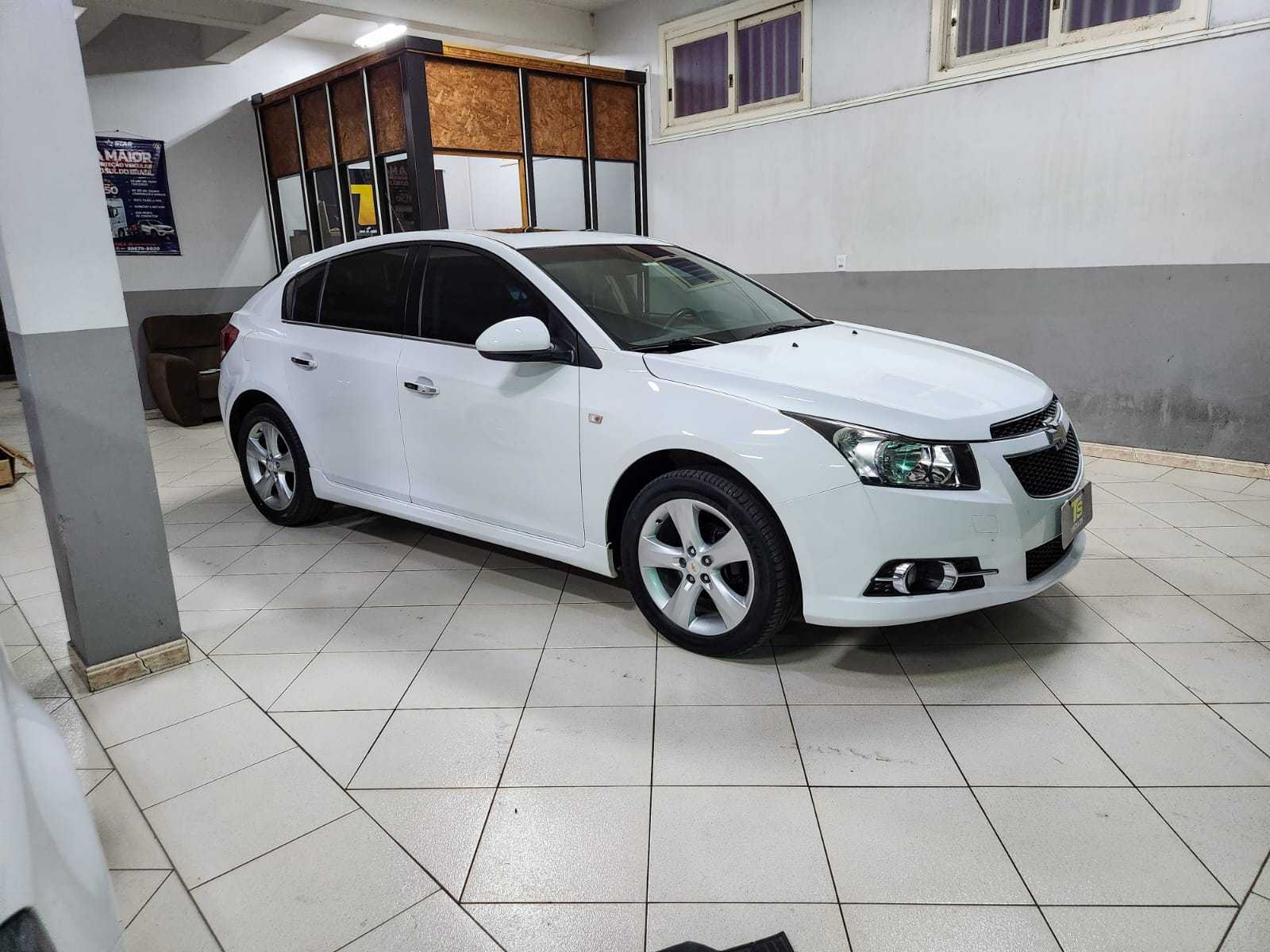 CRUZE HATCH LTZ 1.8 AUT C/TETO