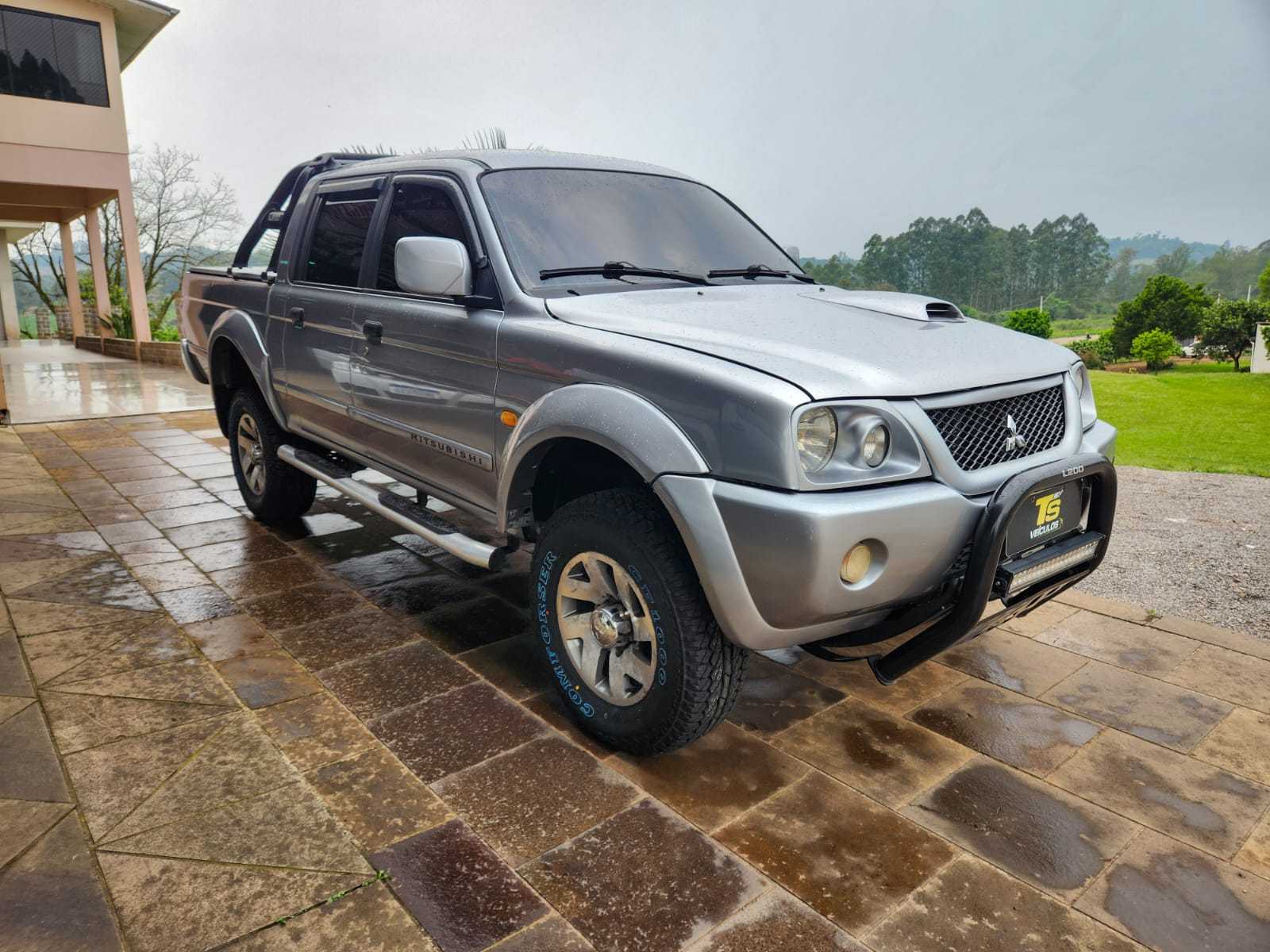 L200 2.5 SPORT HPE 4X4 AUT