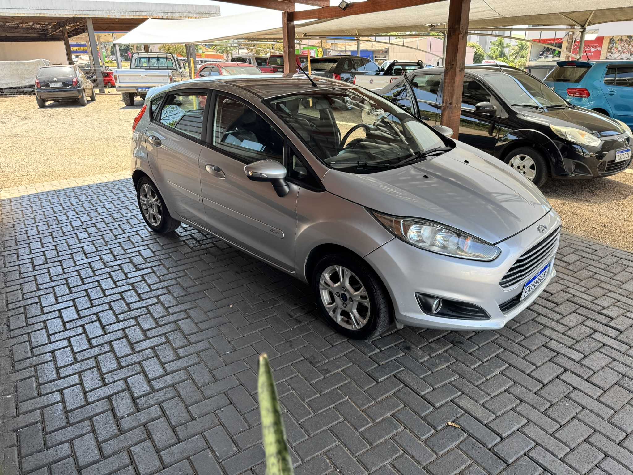 NEW FIESTA 1.6 SE