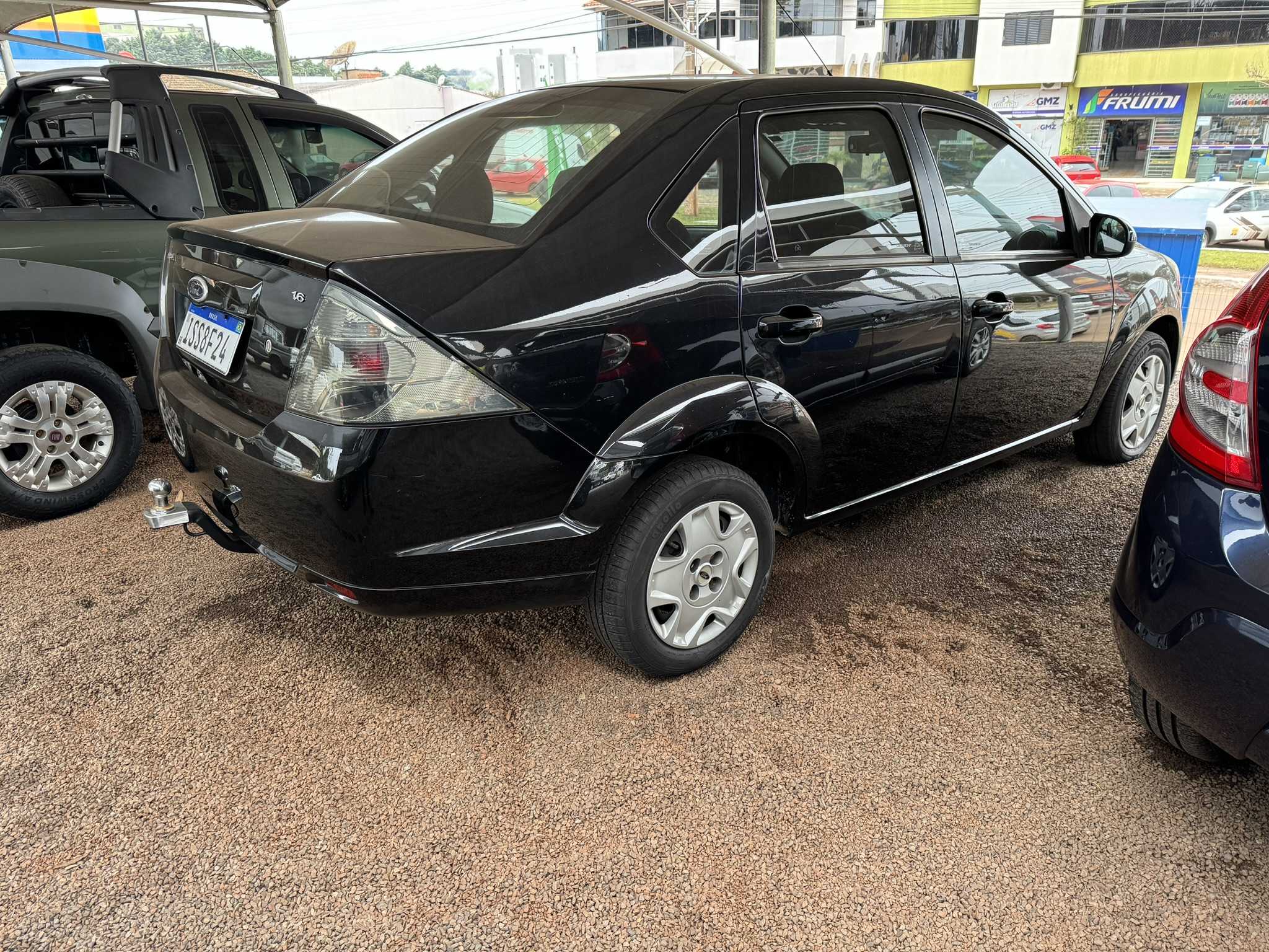 FIESTA SEDAN 1.6