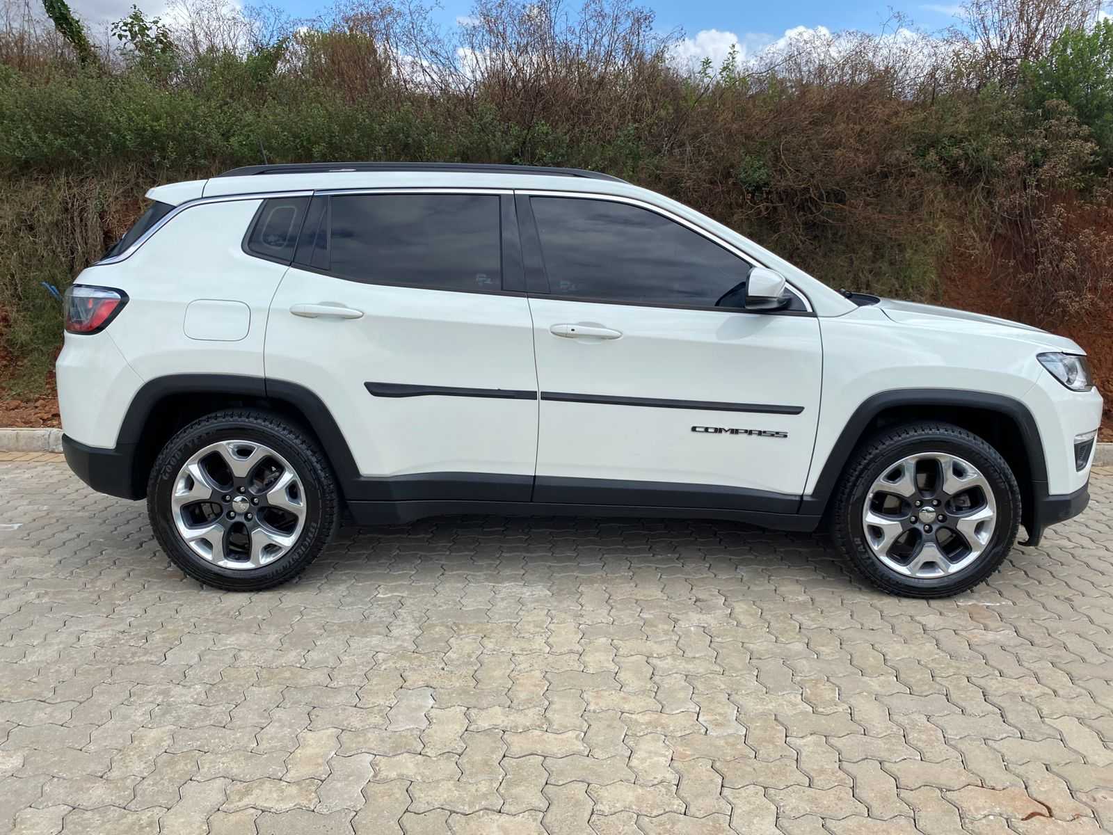 JEEP COMPASS LONGITUDE 2019