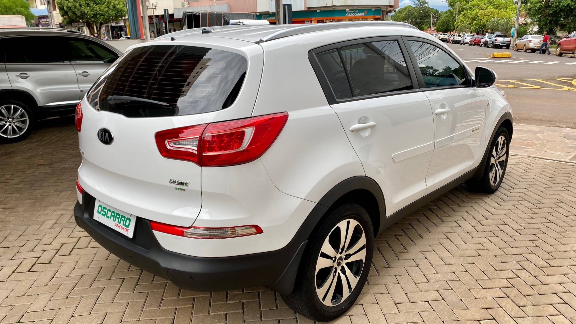 SPORTAGE LX 2.0 AUTOMÁTICA