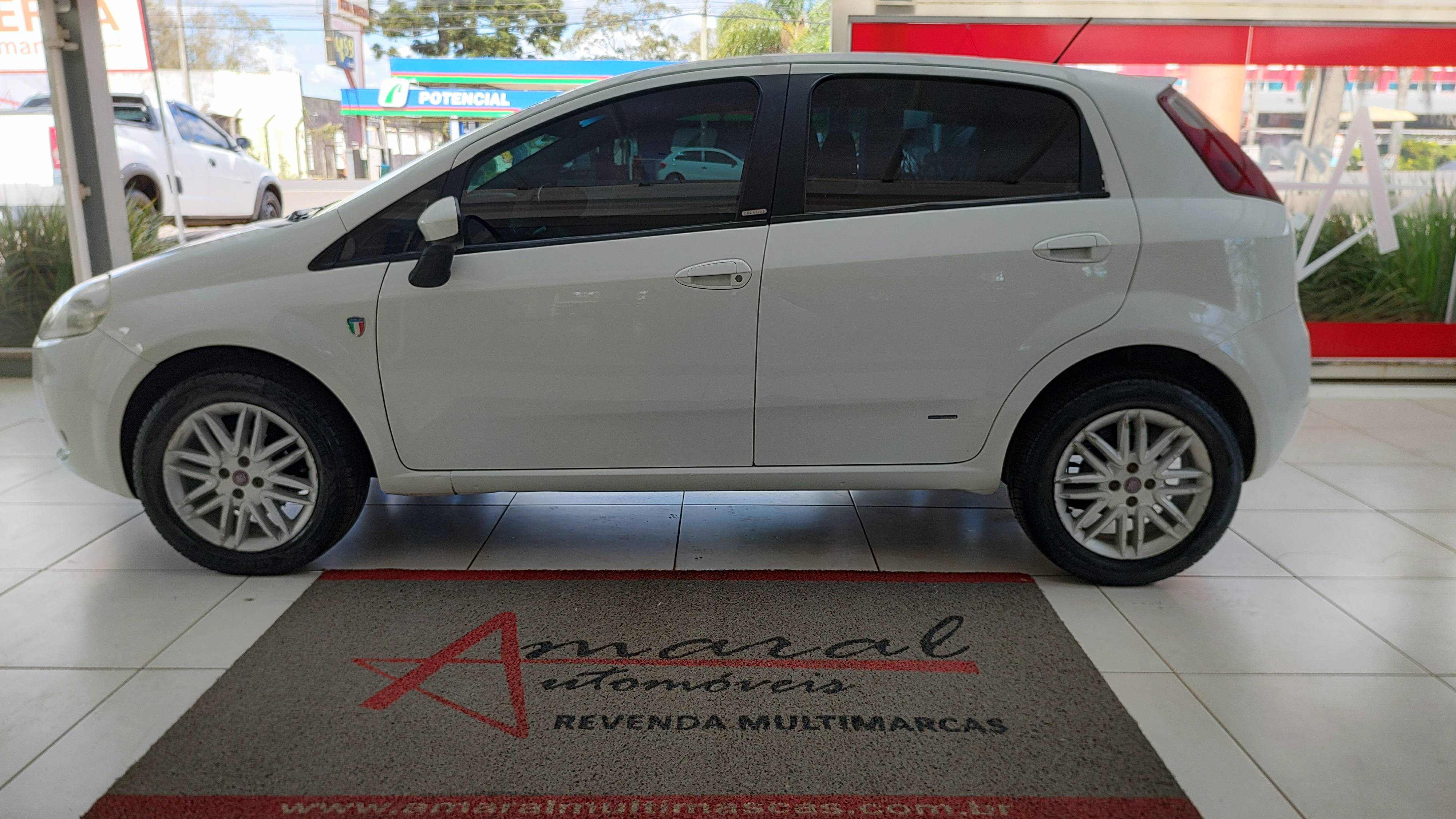 PUNTO ESSENCE 1.6 FLEX