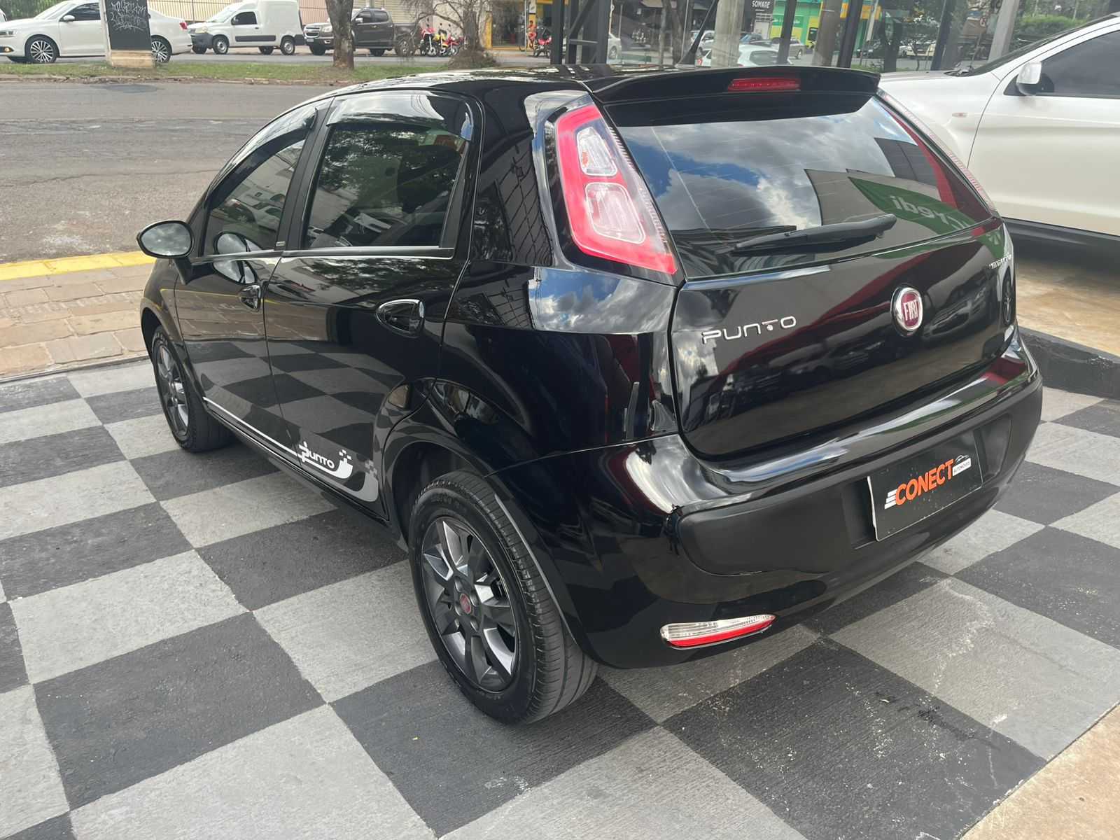 PUNTO 1.4 ATTRACTIVE FLEX