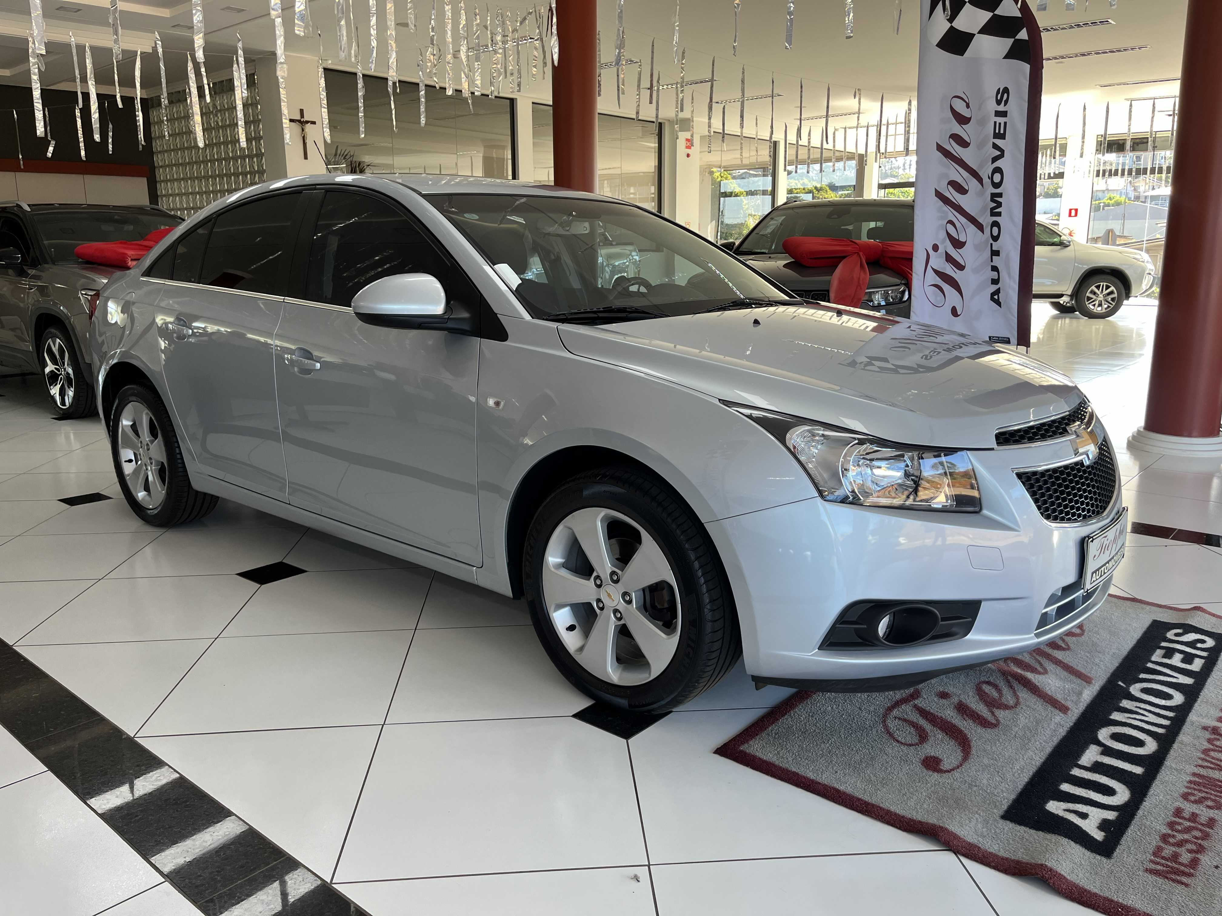 CRUZE SEDAN LT 1.8 MEC