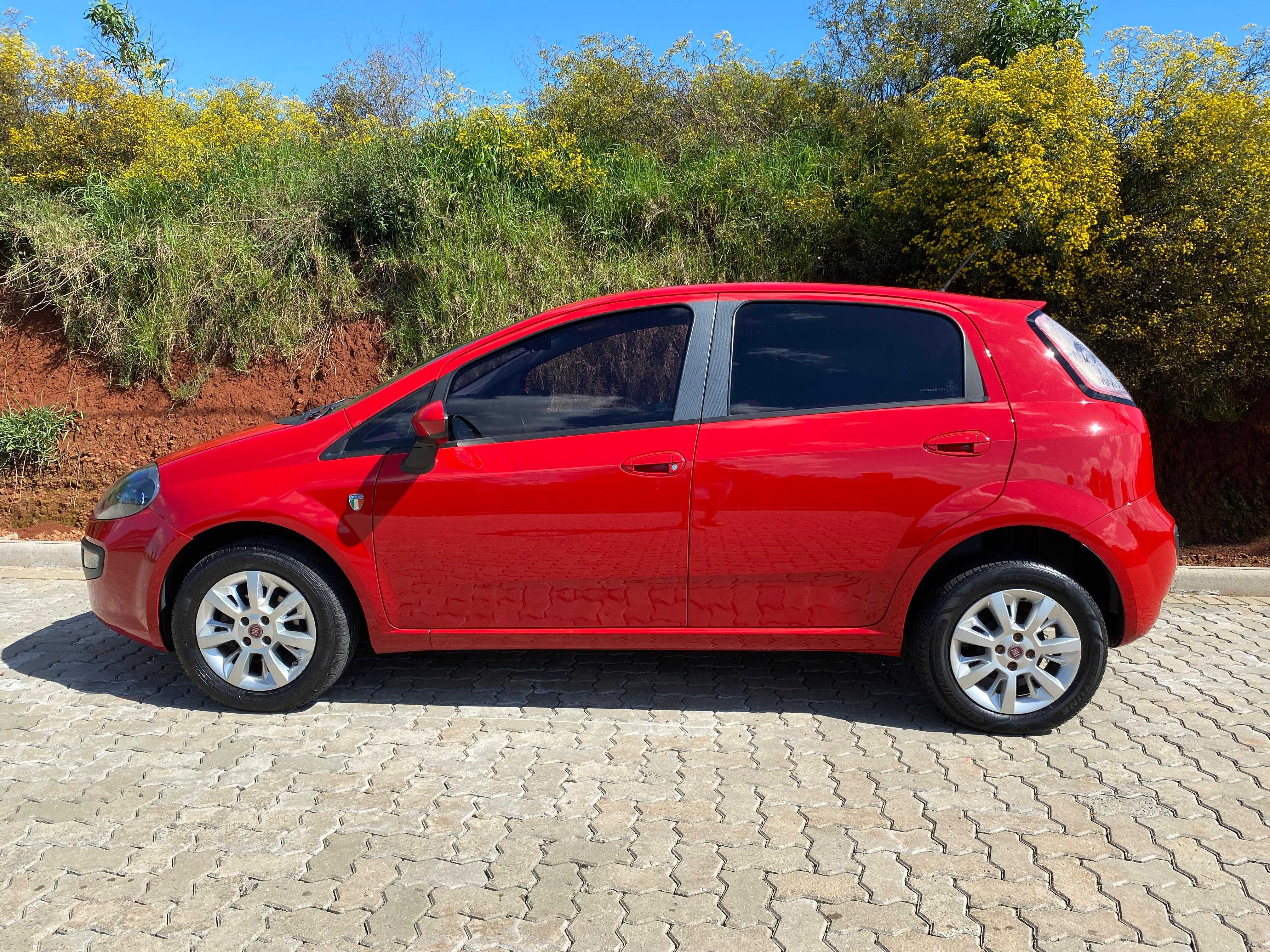 FIAT PUNTO 1.4 ITÁLIA 2017