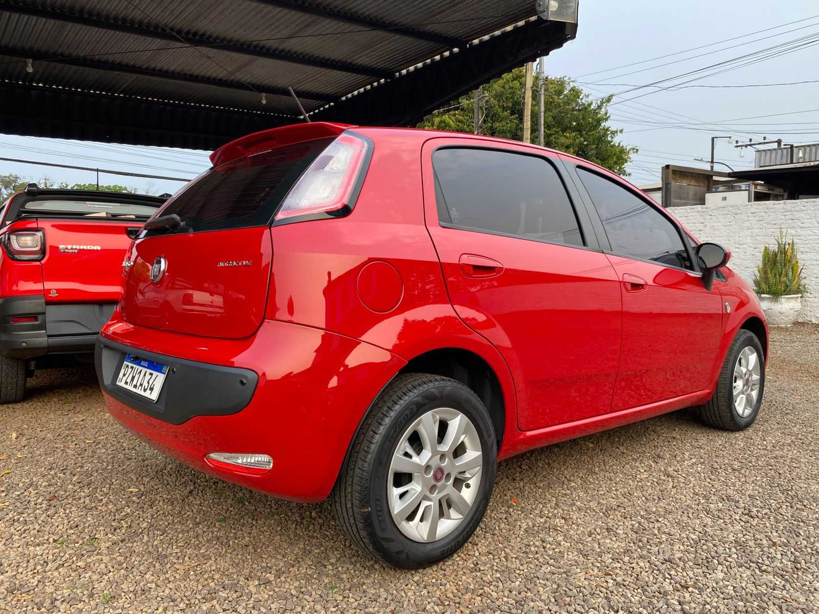 FIAT PUNTO 1.4 ITÁLIA 2017