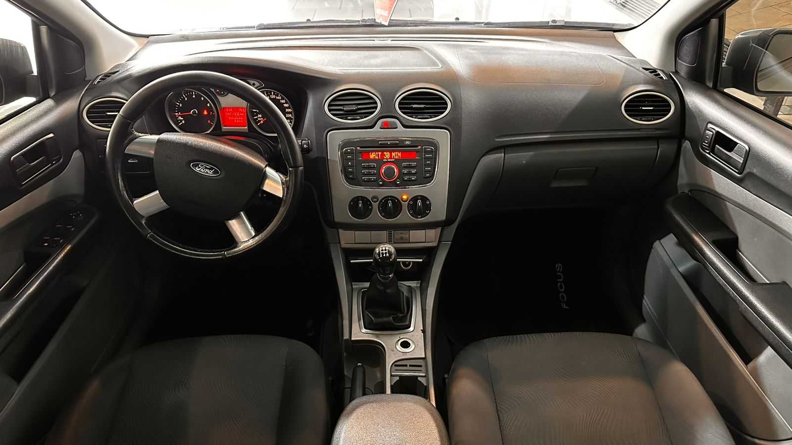 FORD FOCUS S 1.6