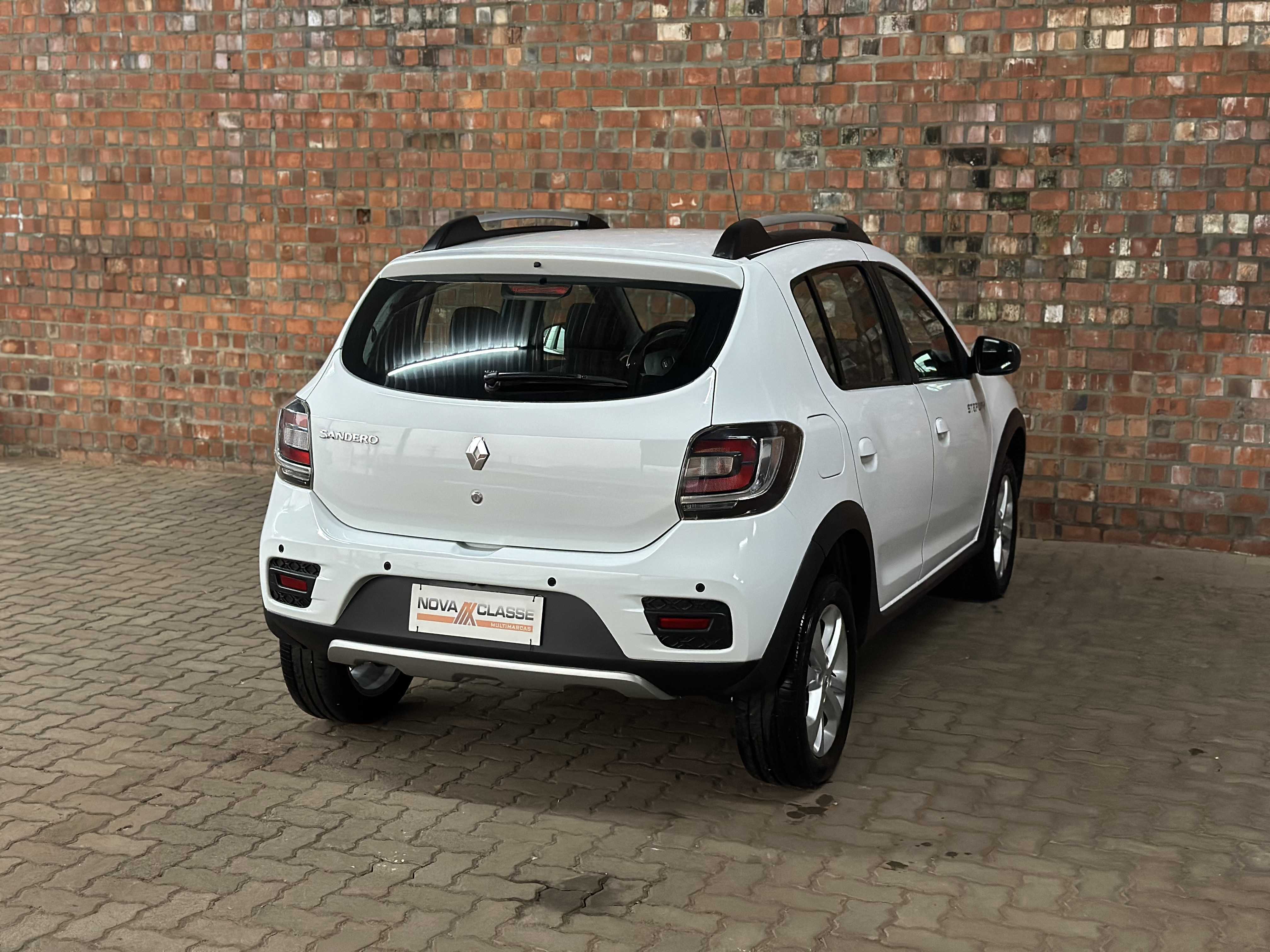 SANDERO STEPWAY 1.6